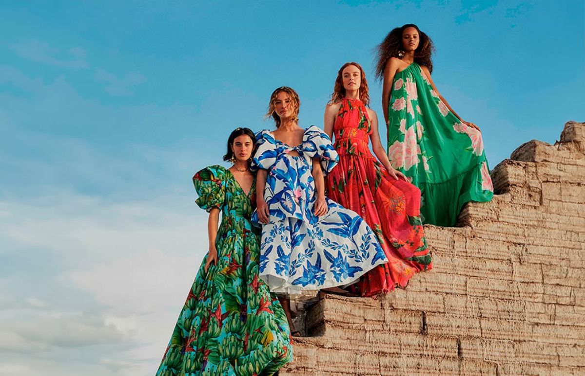 FARM Rio: Vestidos y Moda femenina llena de color