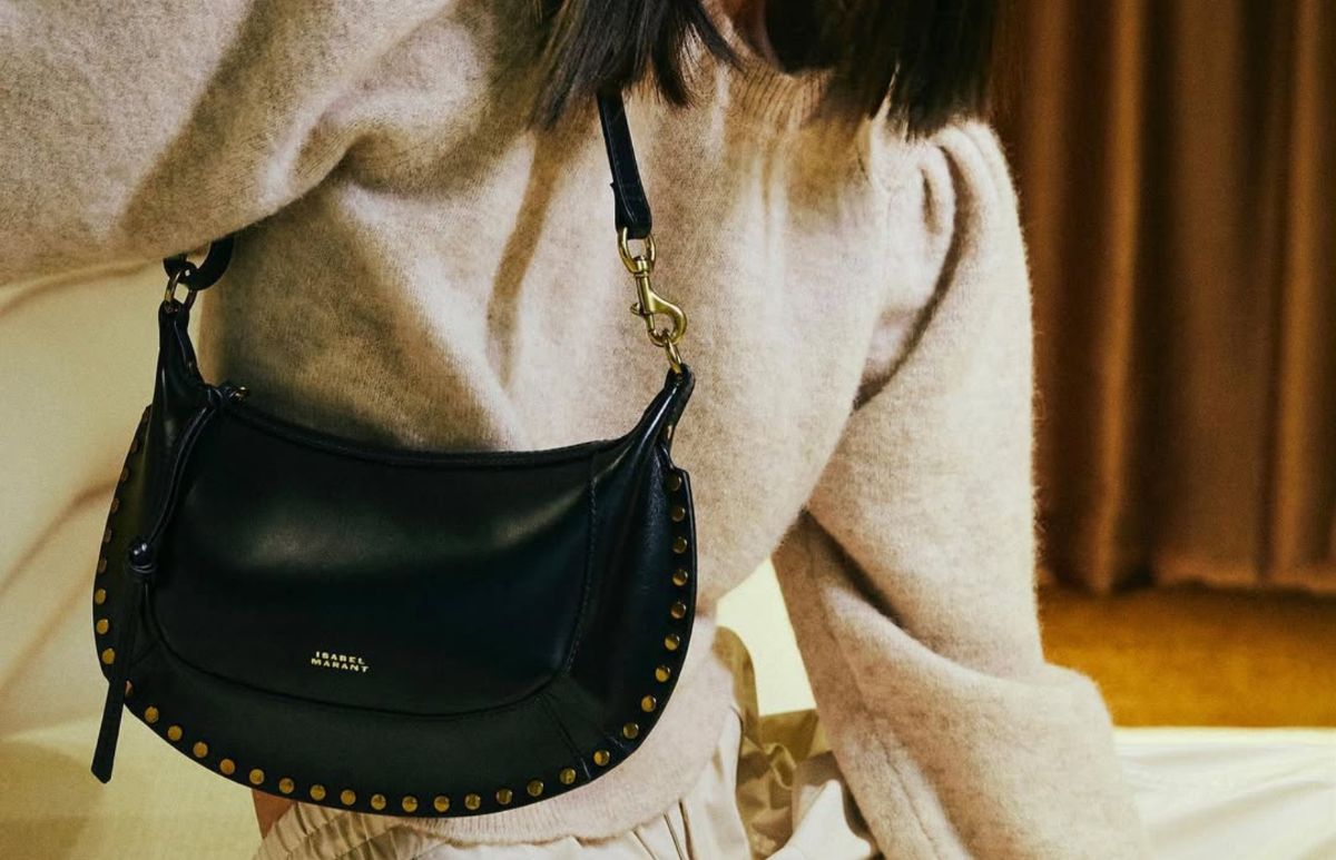 Los Bolsos de Isabel Marant: Elegancia Bohemia y Estilo Parisino en Cada Detalle