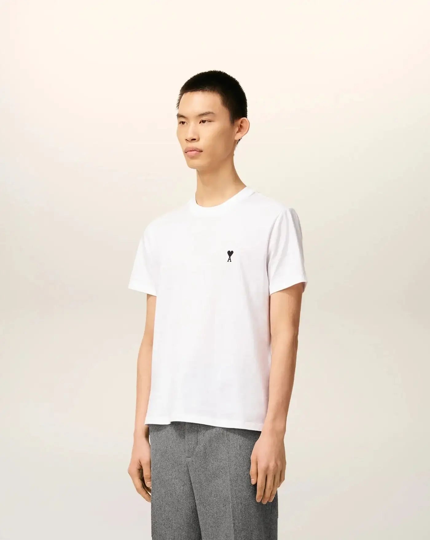 Camiseta Ami Paris Ami de Coeur HTS346724 100 AMI PARIS