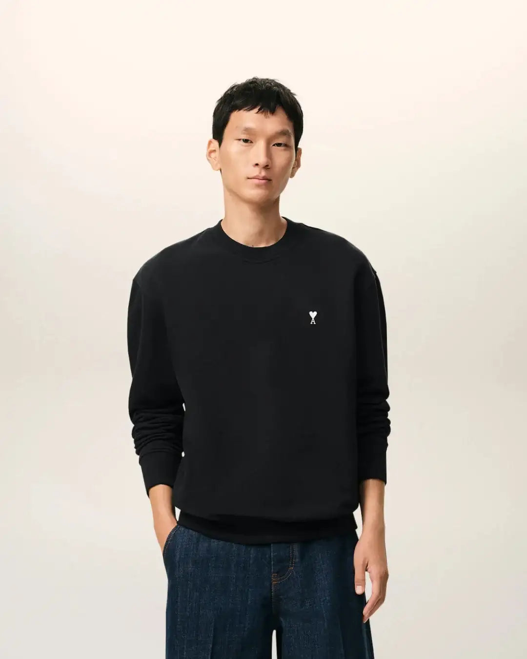 Sudadera Ami Paris with Contrasted Ami de Coeur HSW763 730 045 BLACK/WHITE CREAM AMI PARIS