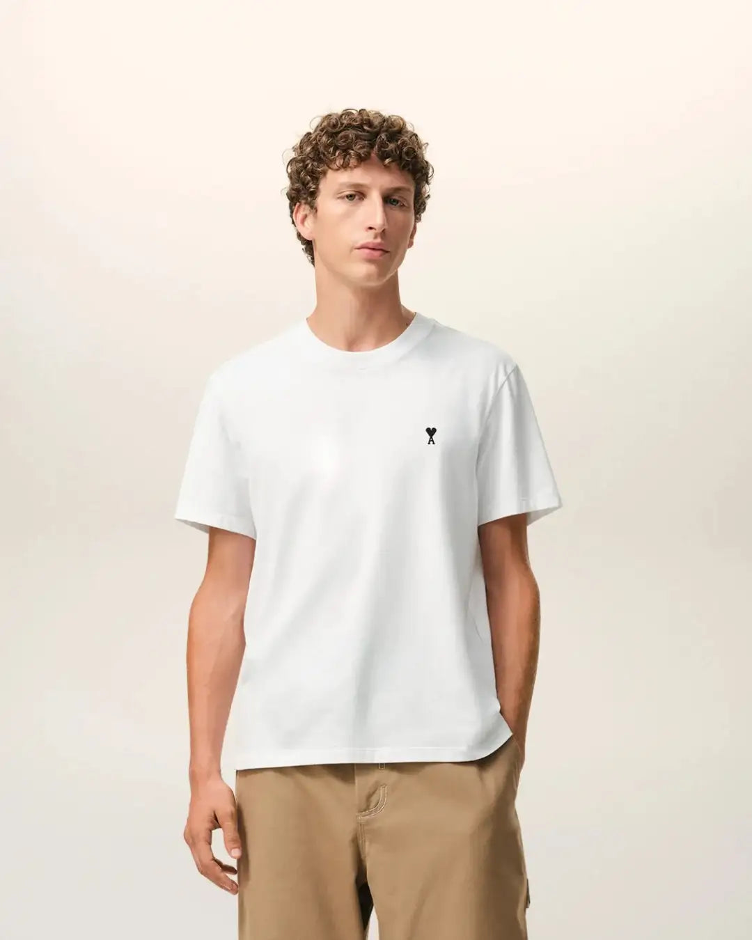 Camiseta Ami Paris with Contrasted Ami de Coeur HTS346 724 100 WHITE AMI PARIS