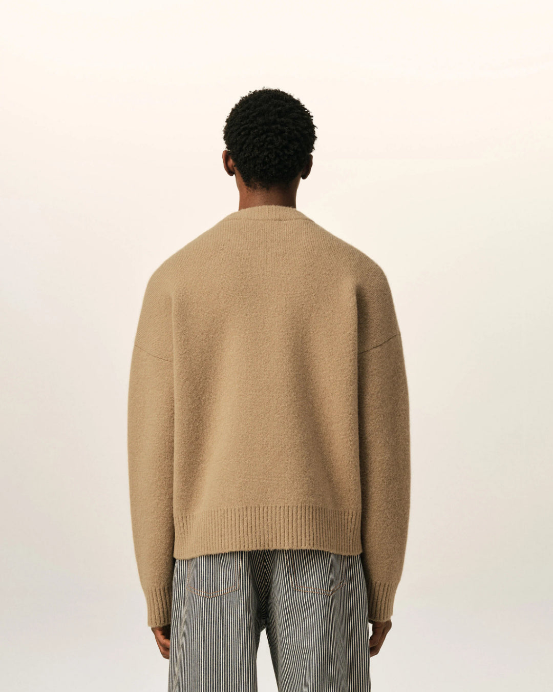 Jersey Ami Paris Quota Crewneck Sweater with Ami de Coeur UKS836 KN0135 A278 BEIGE MASTIC/OFF WHITE AMI PARIS