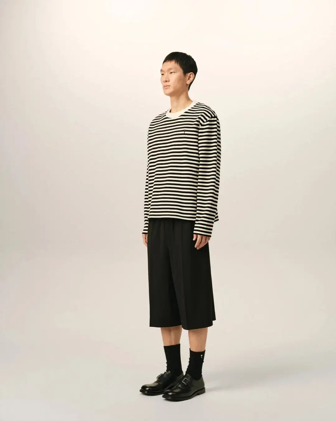 Camiseta Ami Paris Long Sleeves Striped UTS414 JE0241 044 BLACK/IVORY AMI PARIS