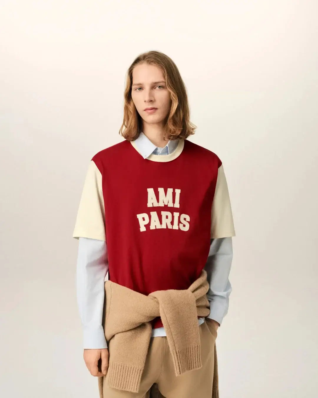 Camiseta Ami Paris Felt Embroidery<BR/> UTS418 JE0272 A202 RUBY RED/IVORY AMI PARIS