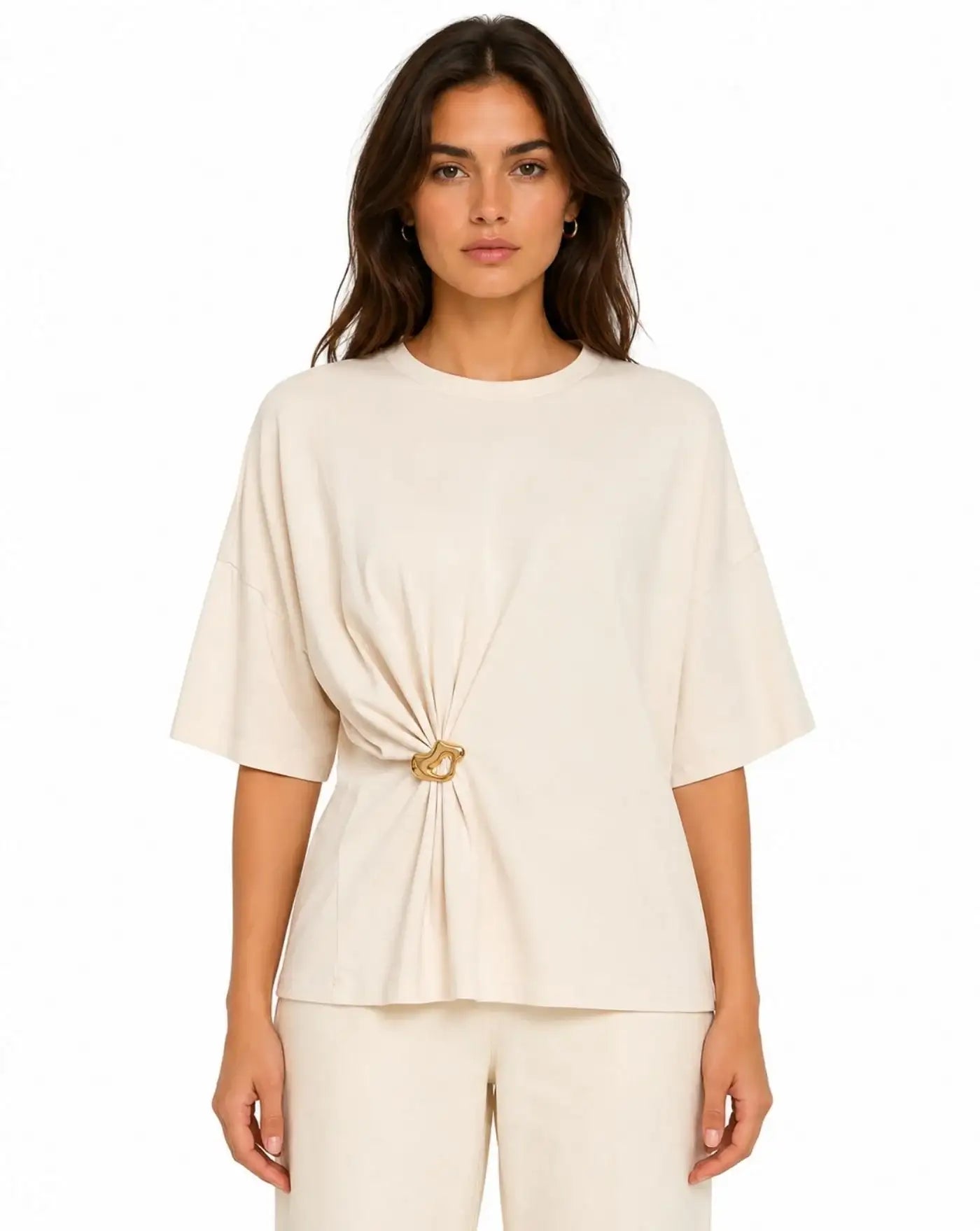 Camiseta Essentiel Antwerp Kuba T-Shirt With Brooch KUBA OW01 ESSENTIEL ANTWERP