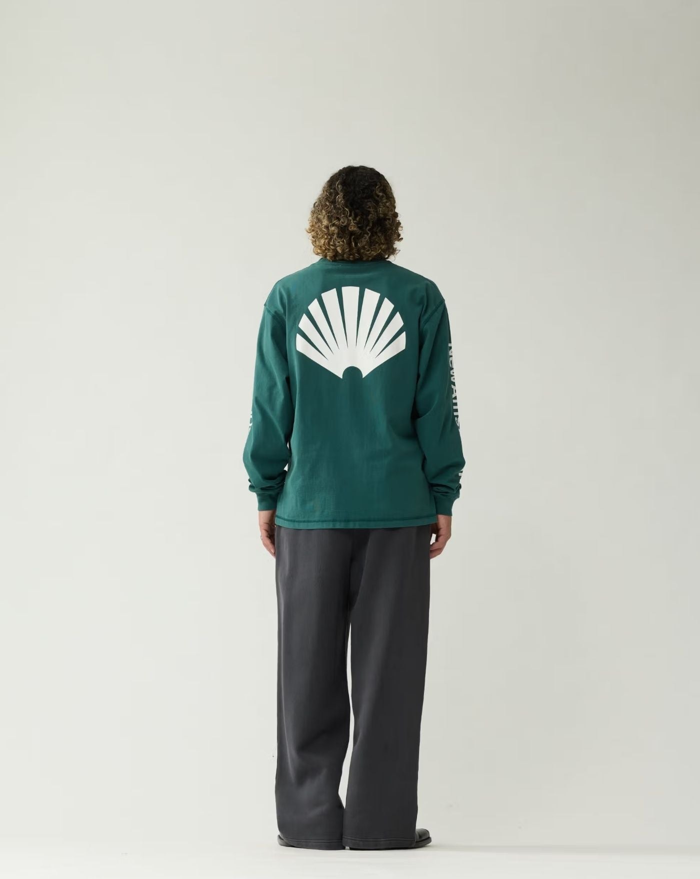 Camiseta New Amsterdam Logo Longsleeve 2602107001 BOTTLE GREEN/WHITE NEW AMSTERDAM