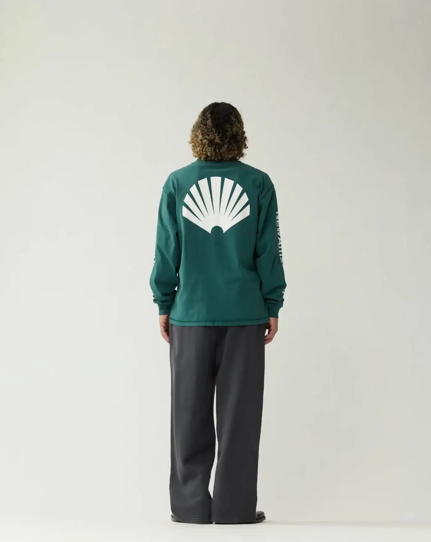 Camiseta New Amsterdam Logo Longsleeve 2602107001 BOTTLE GREEN/WHITE NEW AMSTERDAM