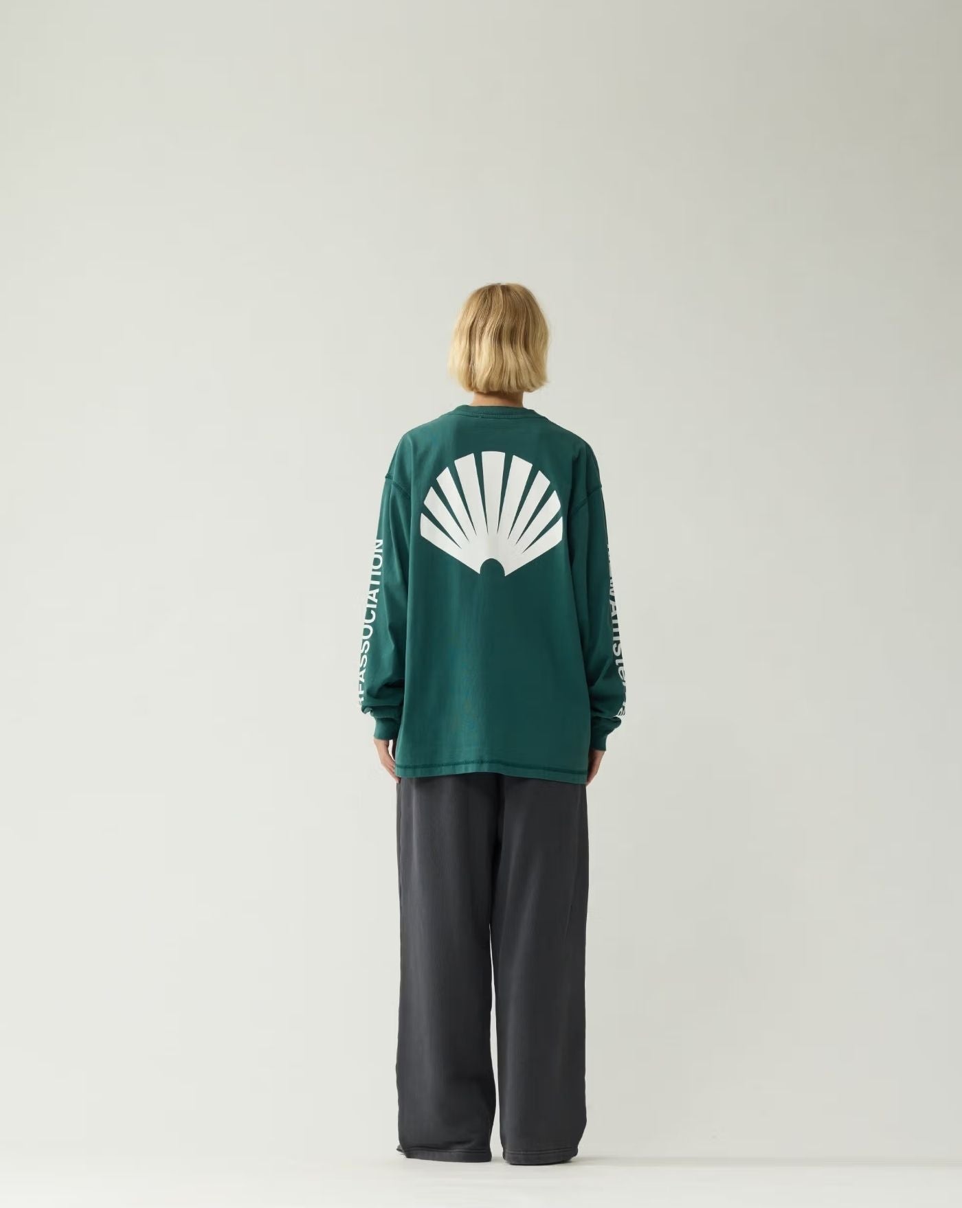 Camiseta New Amsterdam Logo Longsleeve 2602107001 BOTTLE GREEN/WHITE NEW AMSTERDAM