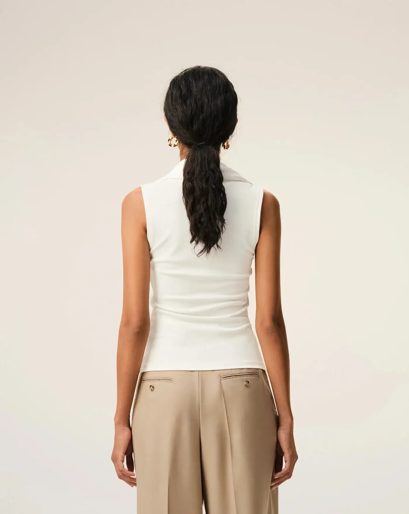 Top Ami Paris Sleeveless Lavalliere FTP827JE0223 136 AMI PARIS