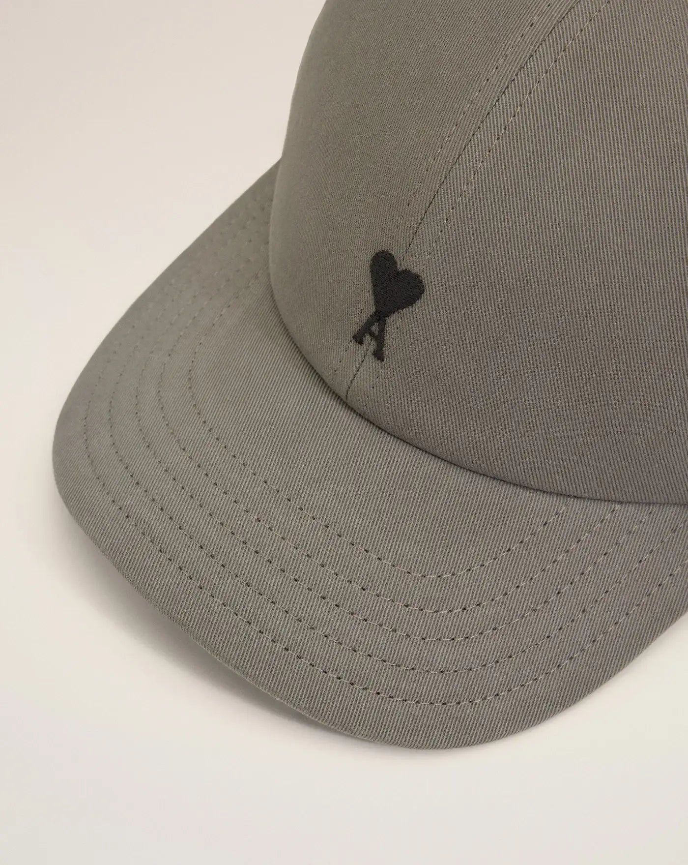 Gorra Ami Paris Ami de Coeur UCP265AW0041 0516 AMI PARIS