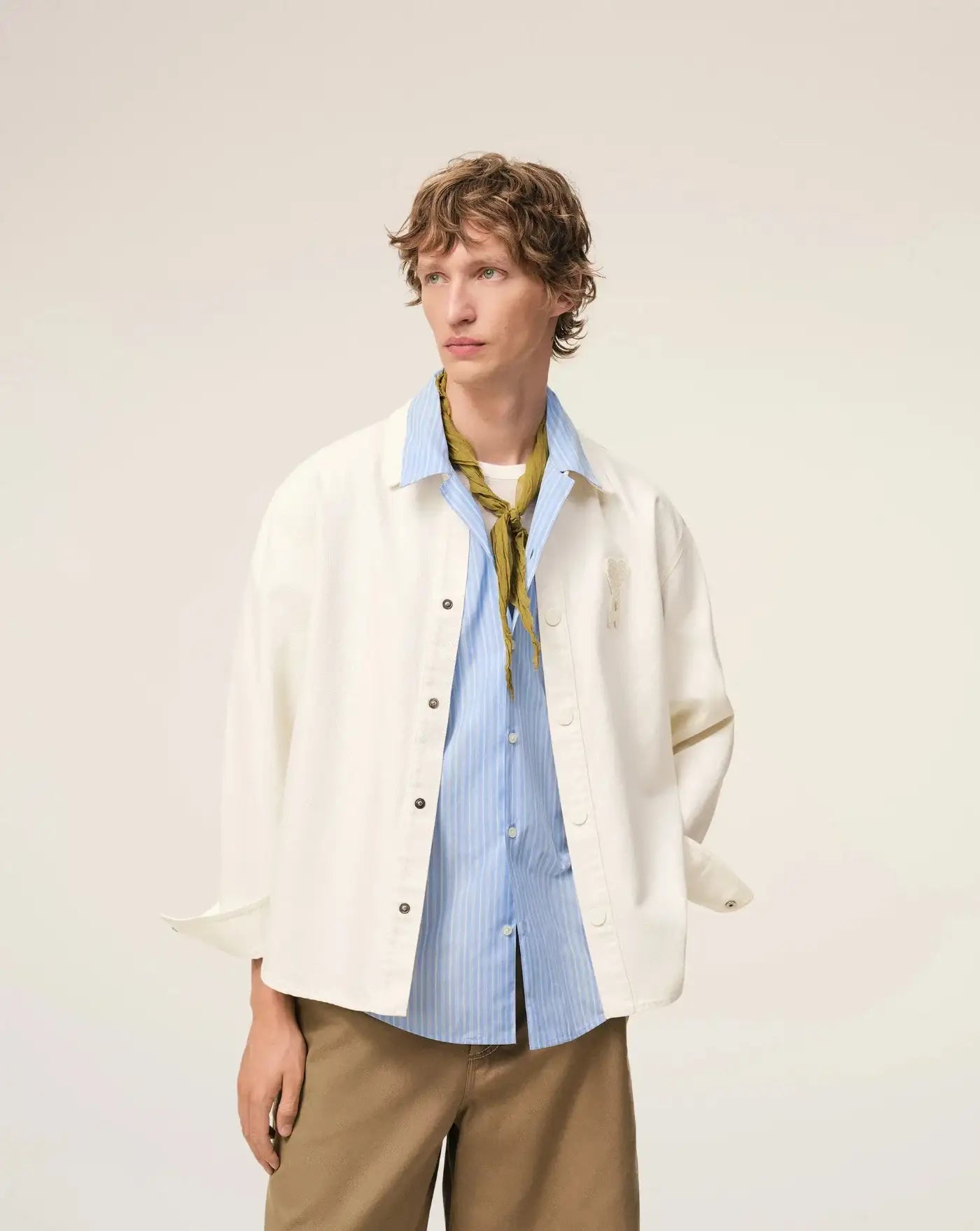 Sobrecamisa Ami Paris Overshirt Ami de Coeur UJK897DE0126 136 AMI PARIS