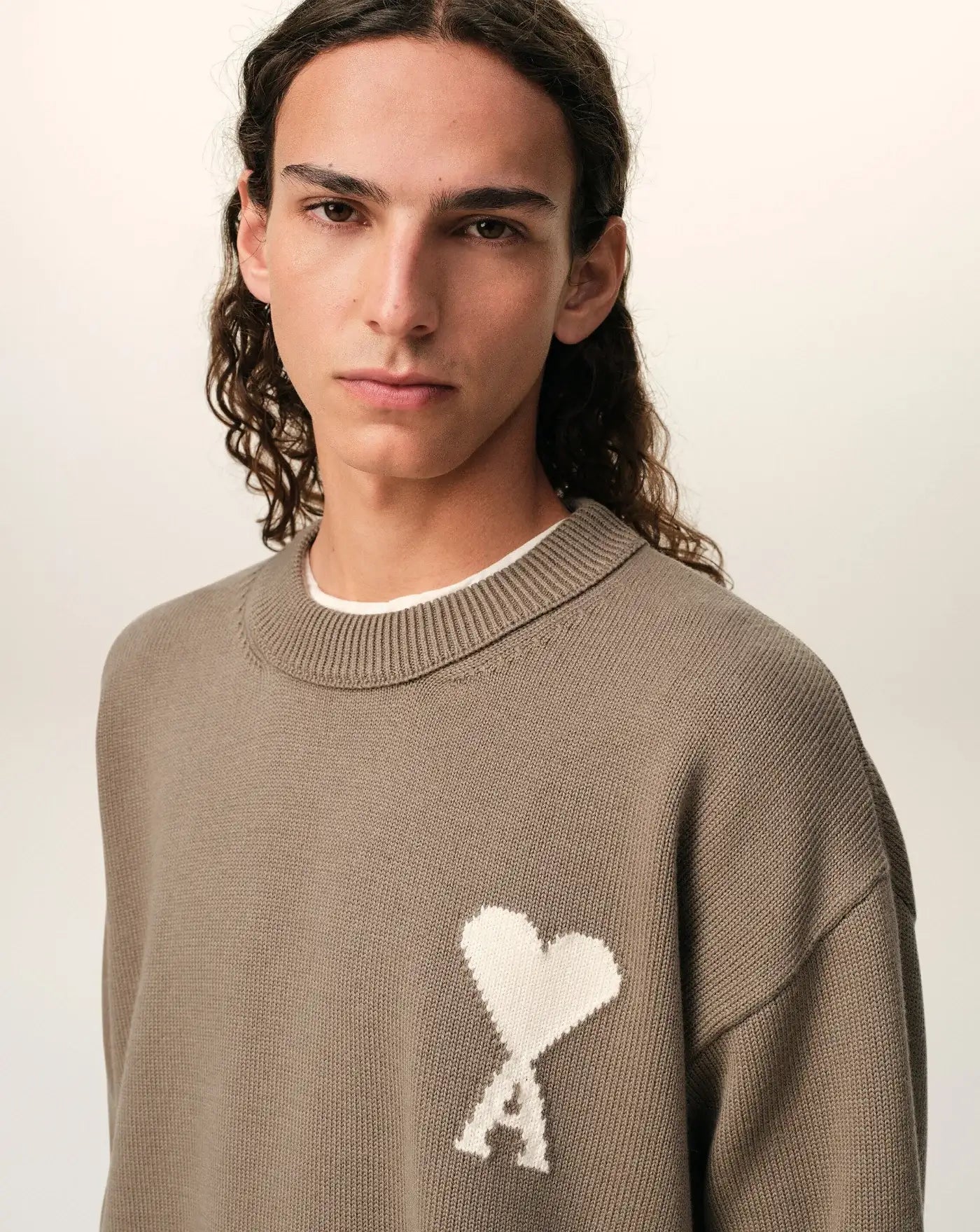 Jersey Ami Paris Big Ami de Coeur UKS859KN0156 A117 AMI PARIS
