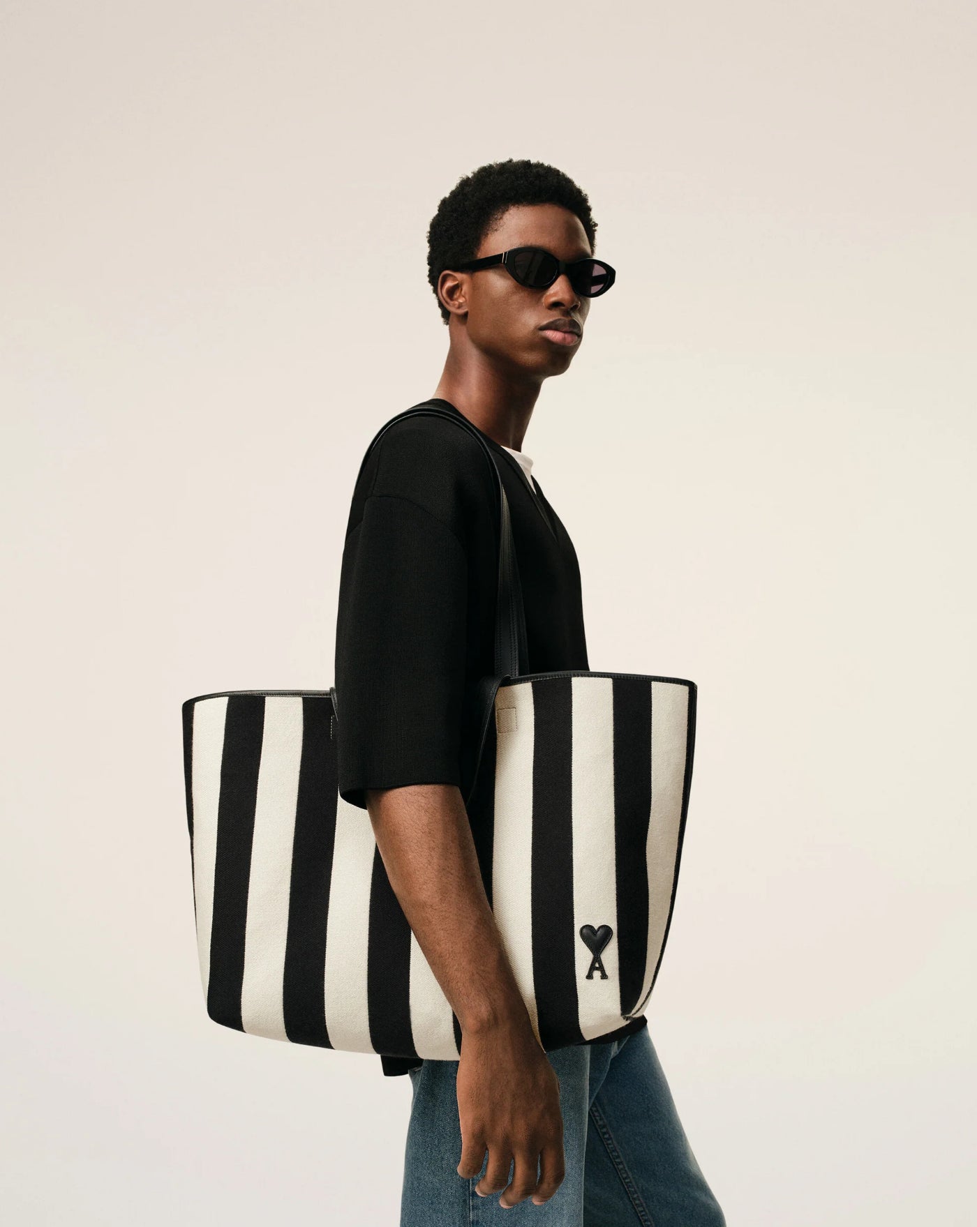 Bolso Ami Paris Ami de Coeur Shopping Bag ULL733AW0026 1360 AMI PARIS