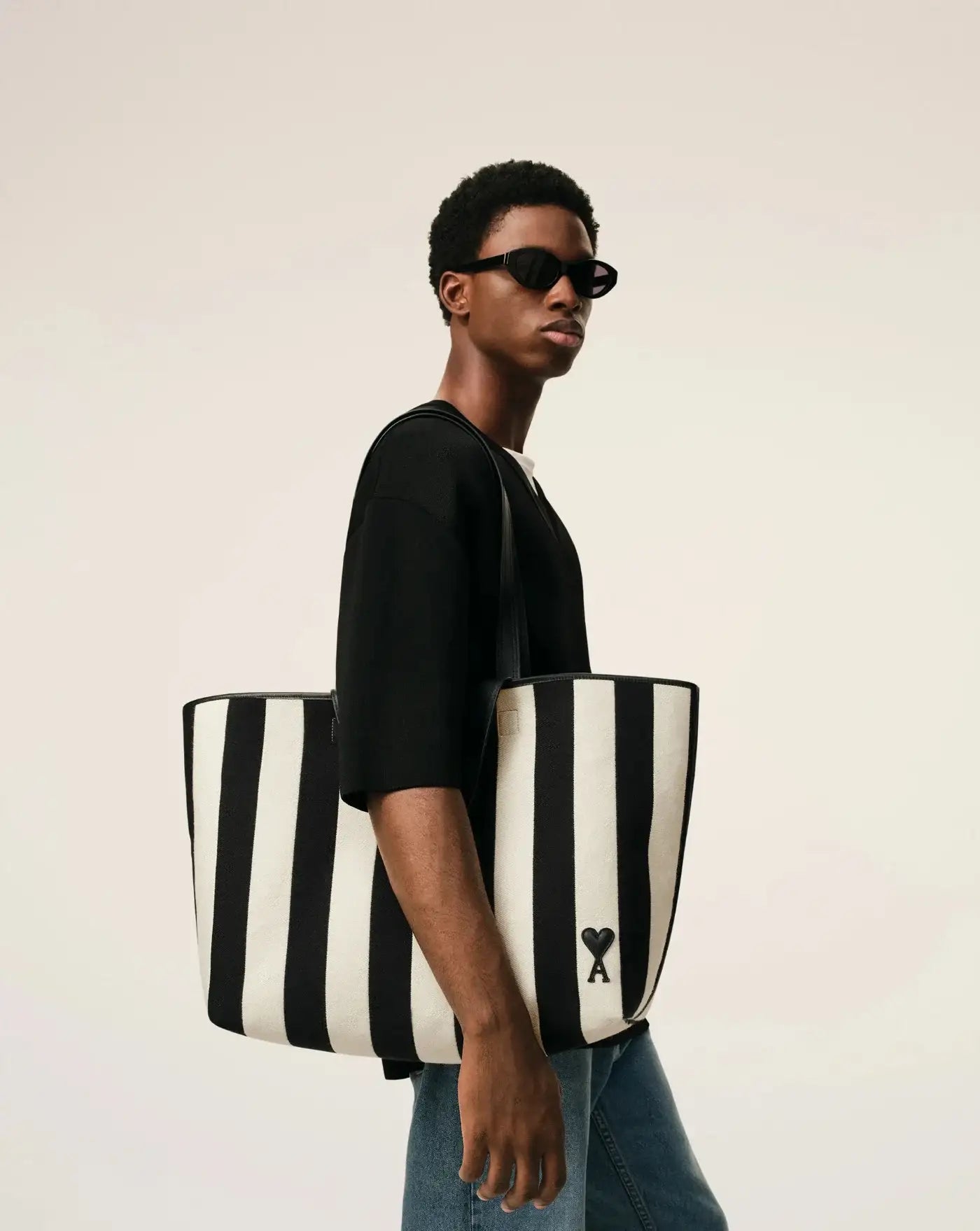 Bolso Ami Paris Ami de Coeur Shopping Bag ULL733AW0026 1360 AMI PARIS