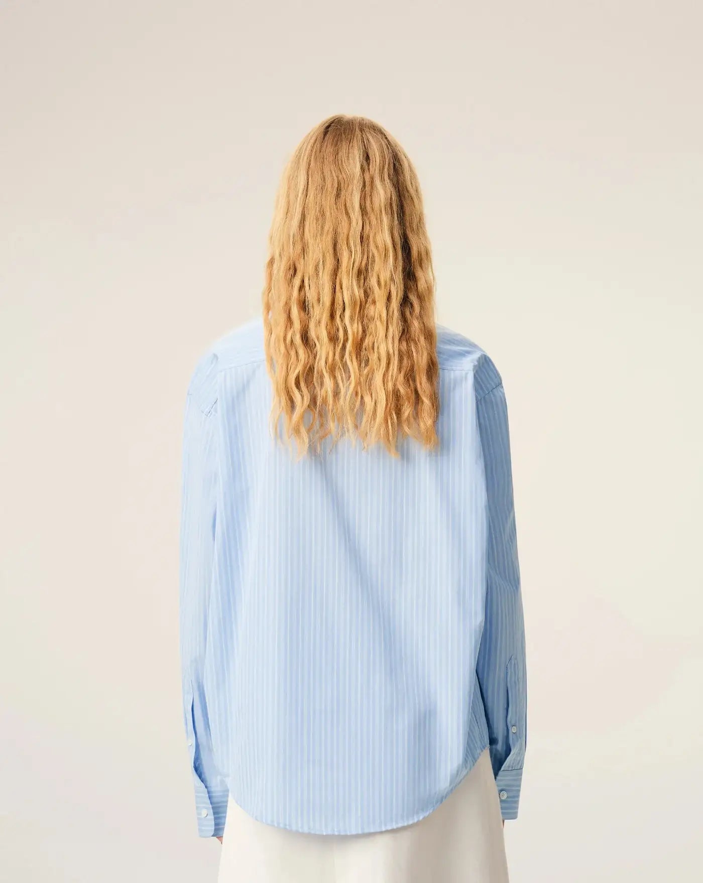 Camisa Ami Paris Boxy Long Sleeves Hirt Button Down Collar USH766CO0219 4844 AMI PARIS