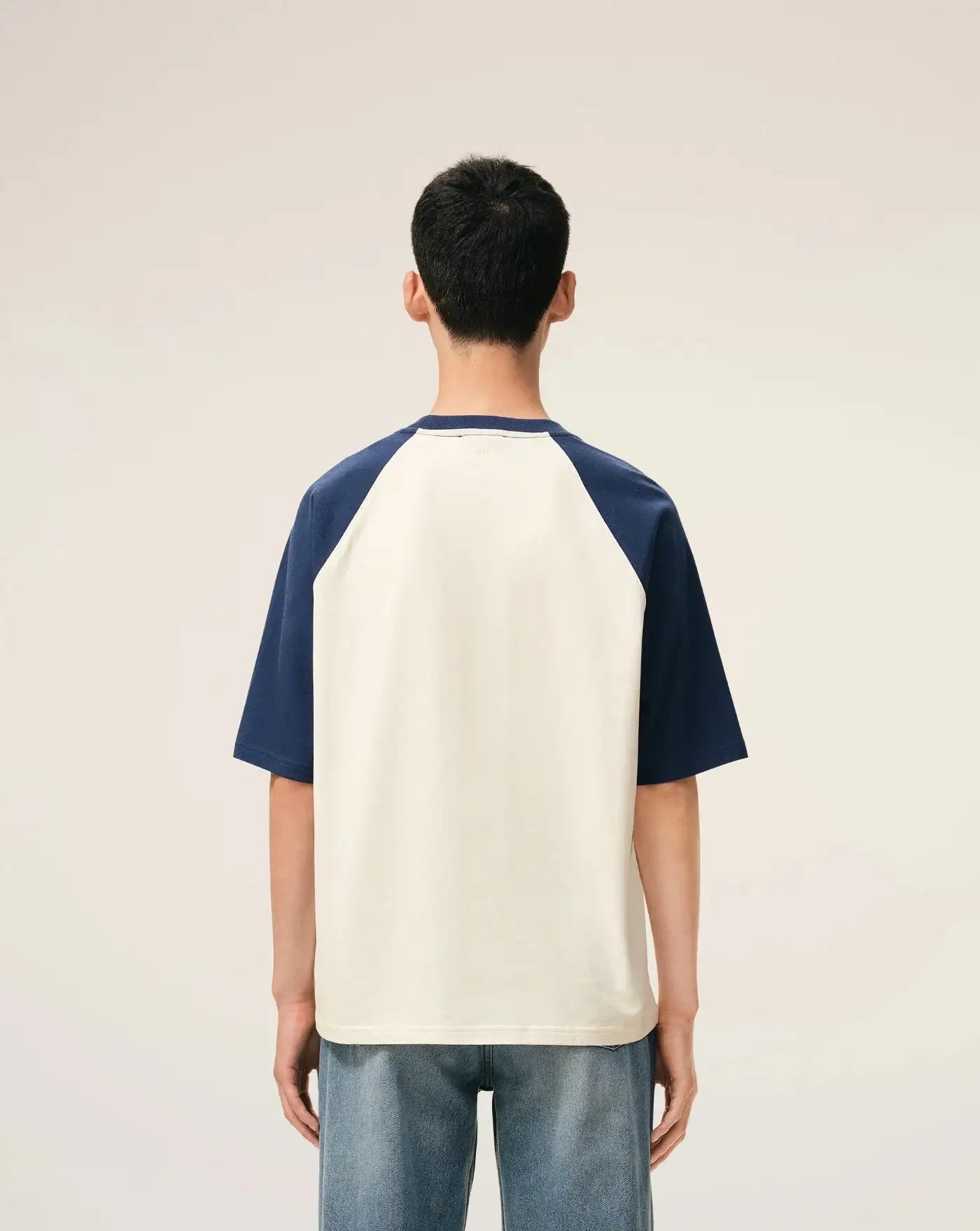 Camiseta Ami Paris Bicolor UTS379726 A027 AMI PARIS