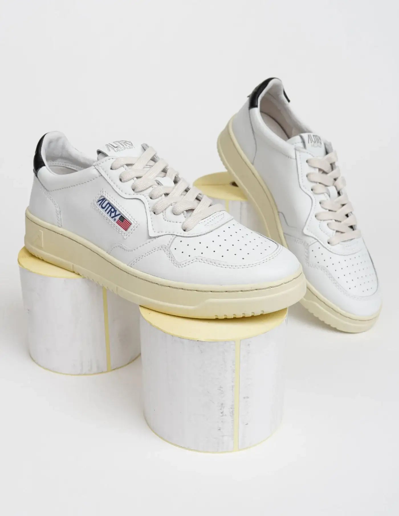 Zapatillas Autry Medalist Aulm LL22 AULM LL22 WHT/BLACK AUTRY