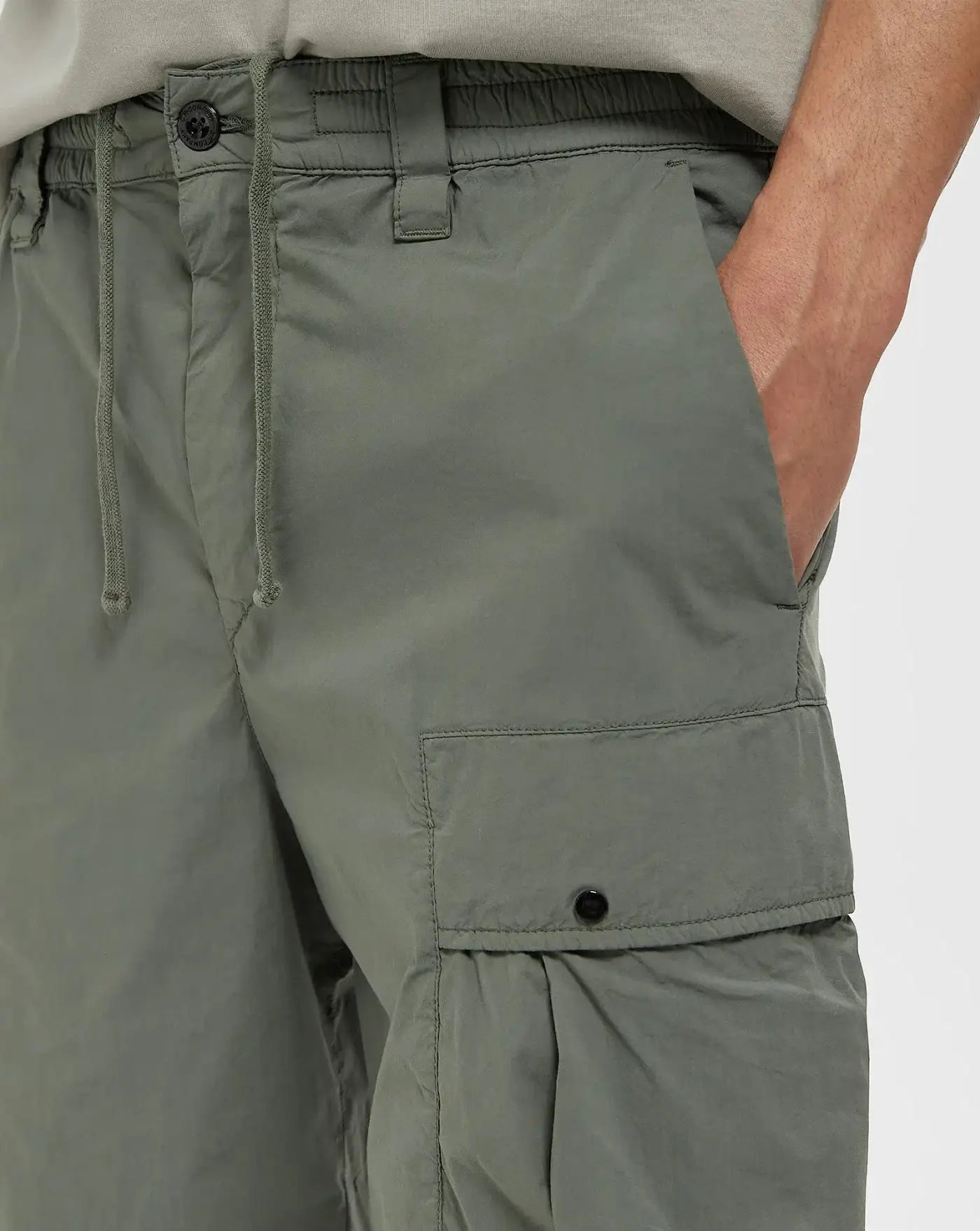 Bermuda C.P. Company Cargo Shorts 20CMBE254A006439G 668 LAUREL WREAT C.P. COMPANY