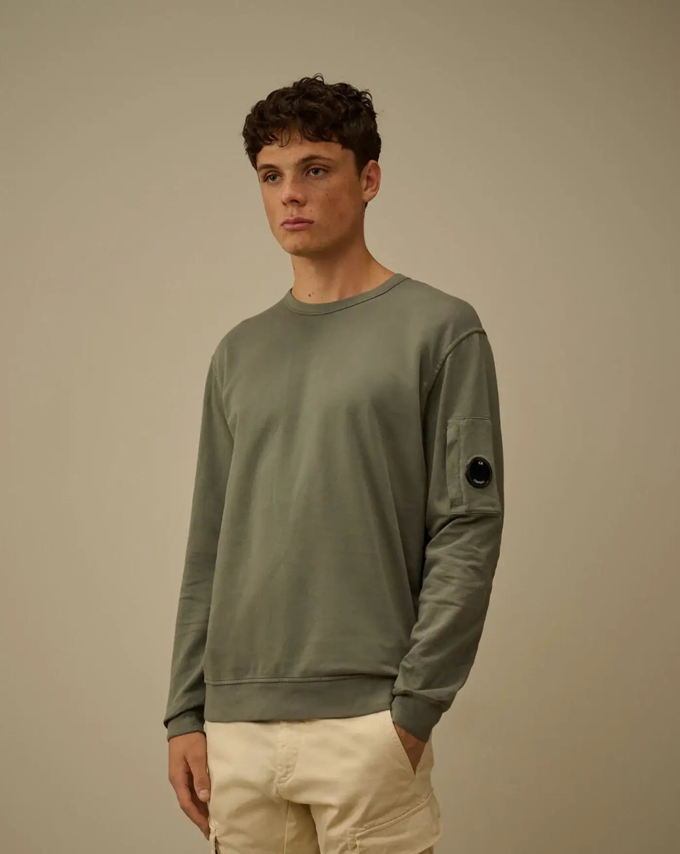 Sudadera C.P. Company Light Fleece Crewneck Sweatshirt 20CMSS711A002246G 921 GUNMETAL C.P. COMPANY