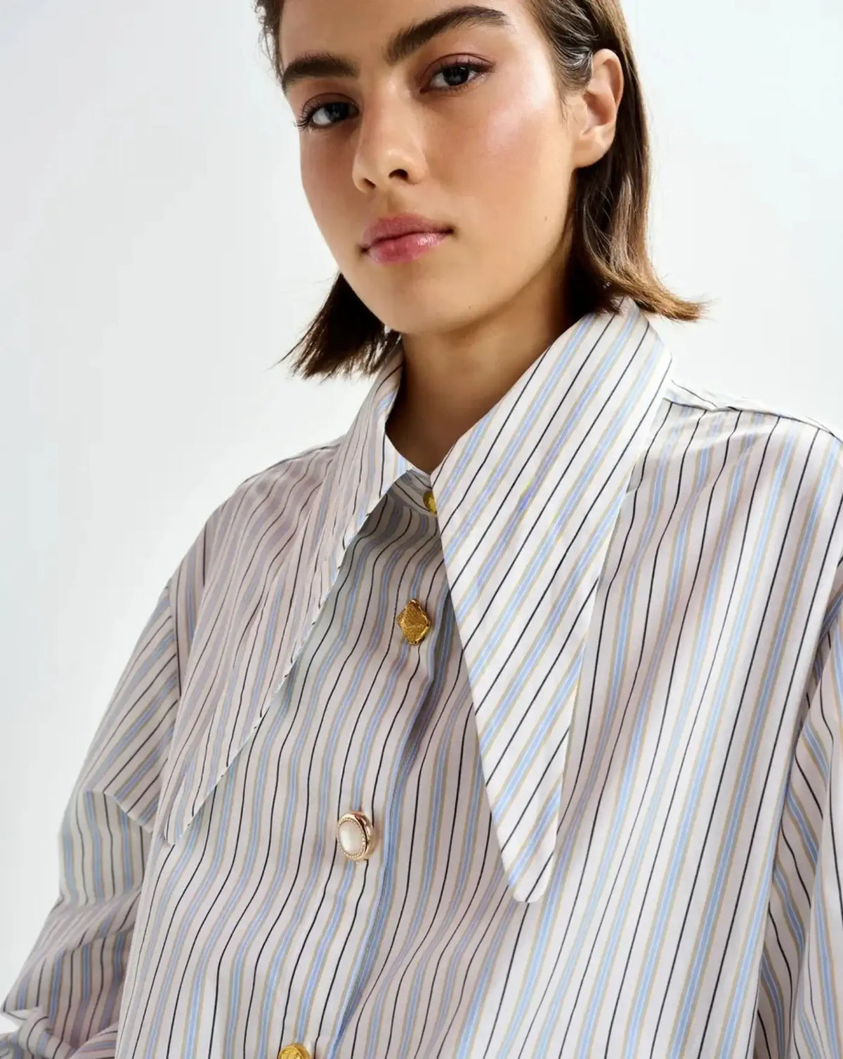 Camisa Essentiel Antwerp Jomato Pointy Collar Shirt JOMATO J1NBNILE BLUE ESSENTIEL ANTWERP