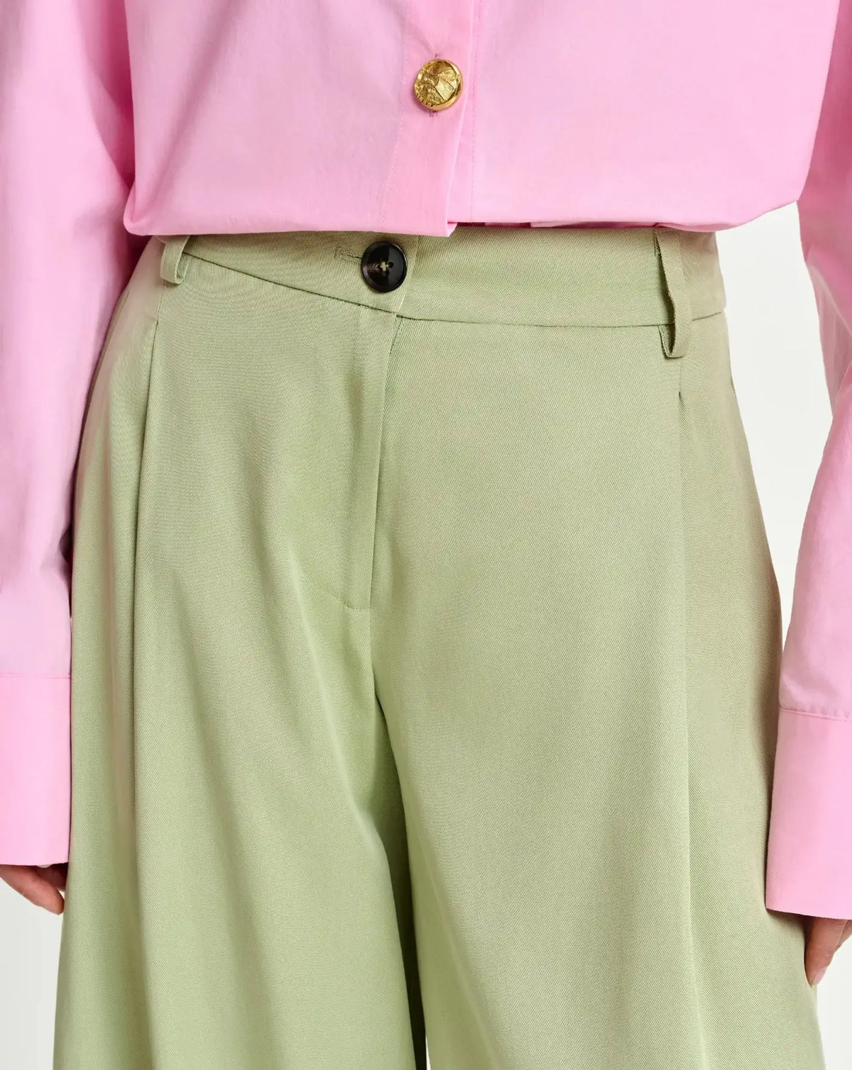 Pantalon Essentiel Antwerp Justicia Wide Leg Pants JUSTICIA BS22BASIL SMASH ESSENTIEL ANTWERP