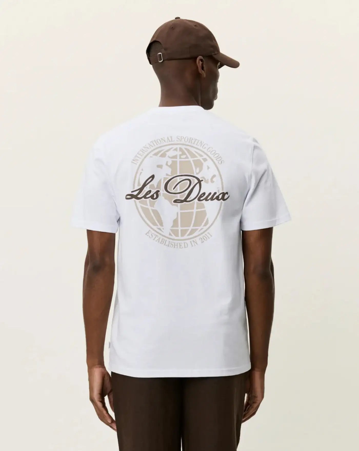 Camiseta Les Deux Ben Globe T-Shirt<BR/><BR/> 1001476 201 LES DEUX