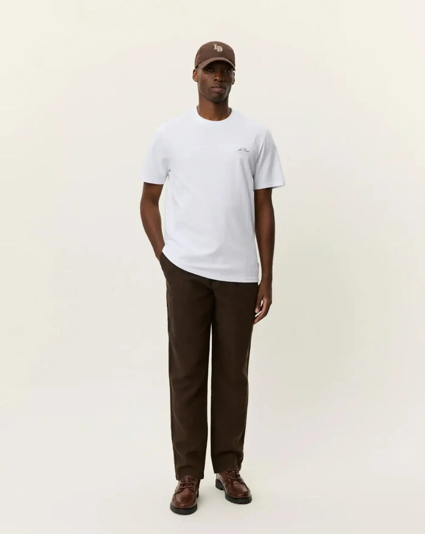 Camiseta Les Deux Ben Globe T-Shirt<BR/><BR/> 1001476 201 LES DEUX