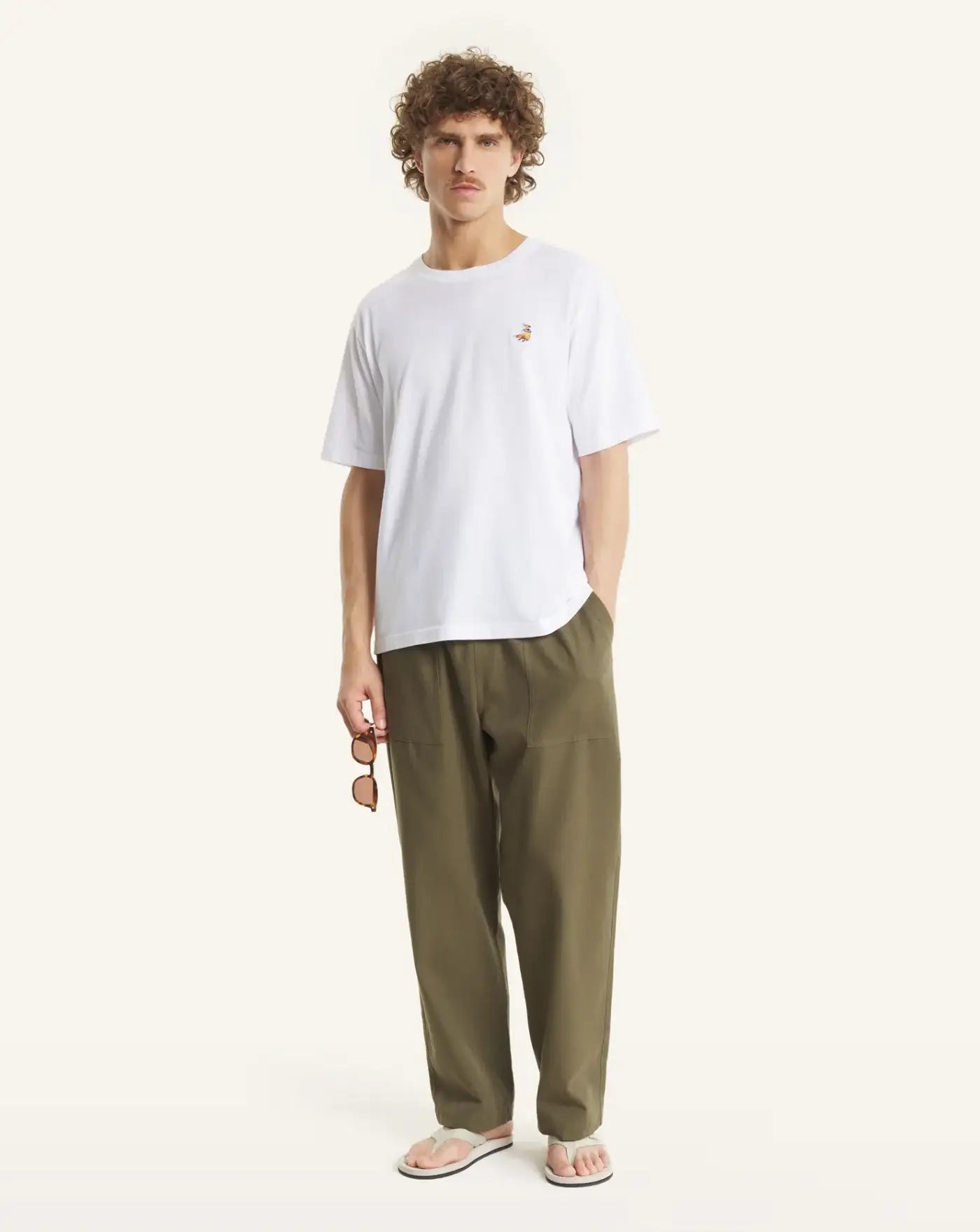 Camiseta Maison Kitsune Dreaming Fox QM00102KJ7026 P100 MAISON KITSUNE