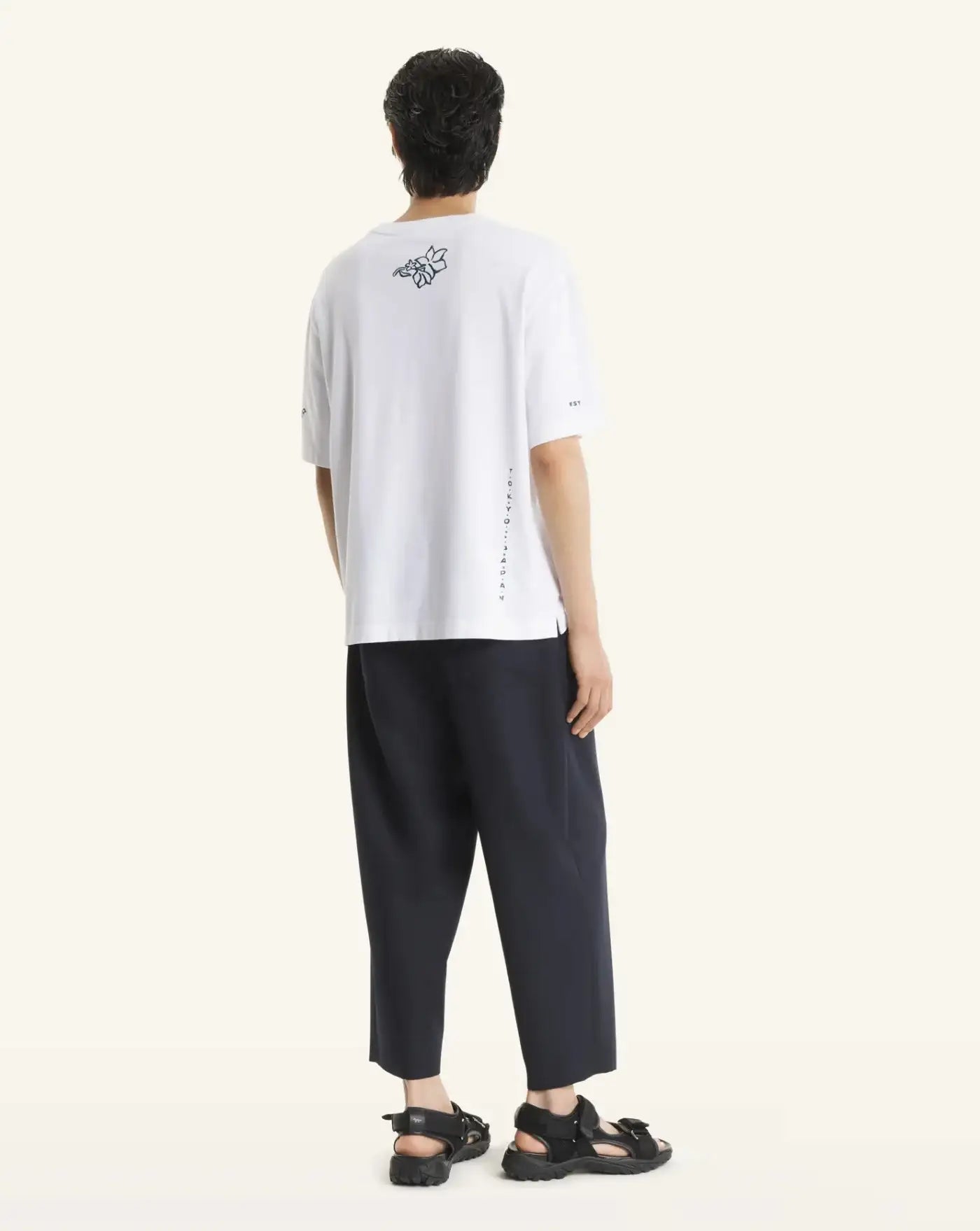 Camiseta Maison Kitsune Art Nouveau Stamps QM00107KJ0119 P100 MAISON KITSUNE