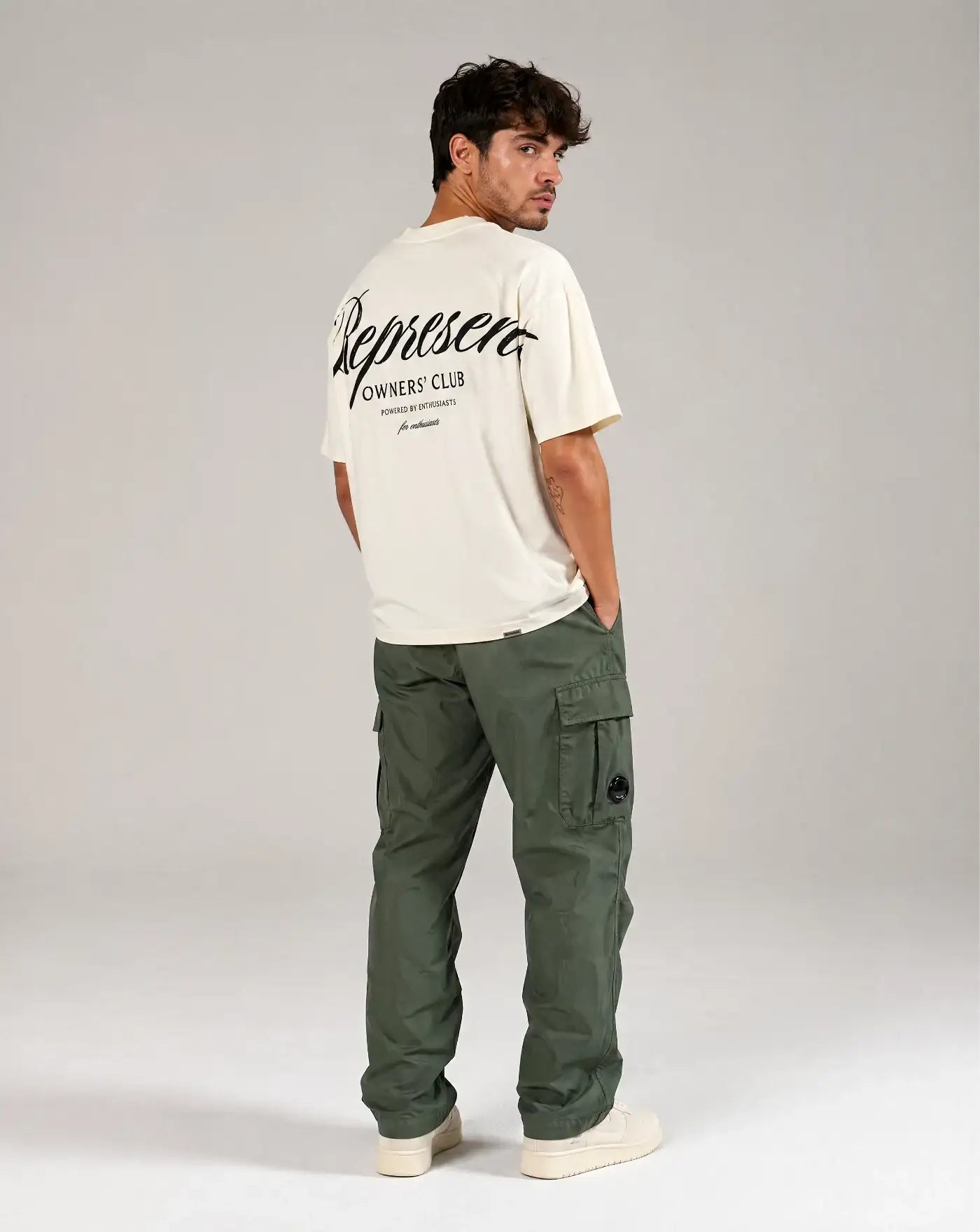 Camiseta Represent Owners Club Script OCM41201 072 REPRESENT