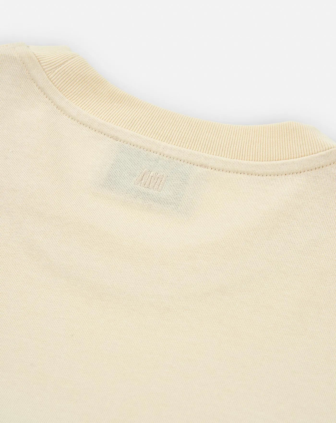 Camiseta Ami Paris Logo UTS075726 136 AMI PARIS