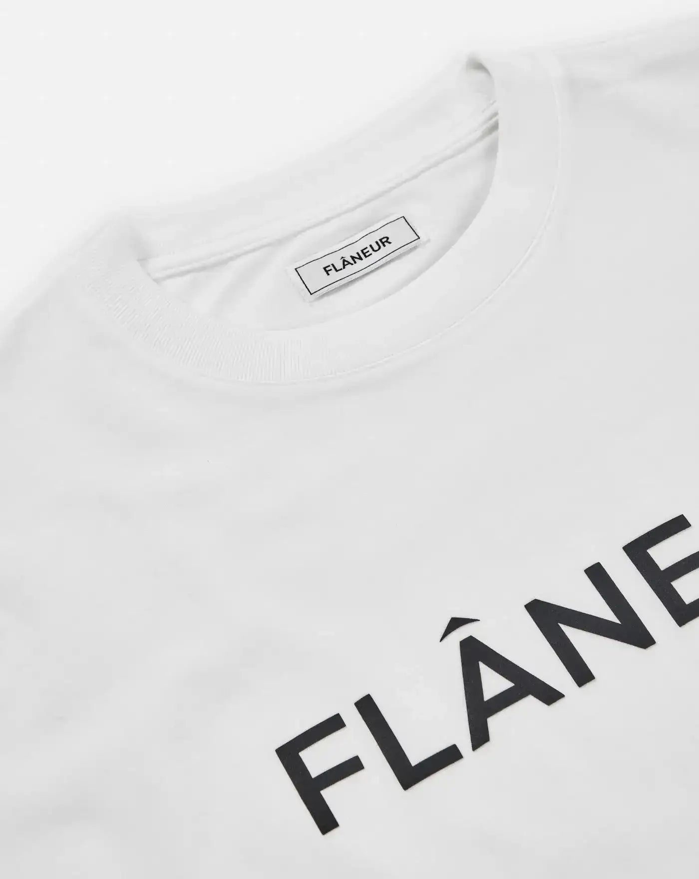 Camiseta Flâneur Printed Logo T-Shirt FNOS3050 WHITE FLANEUR
