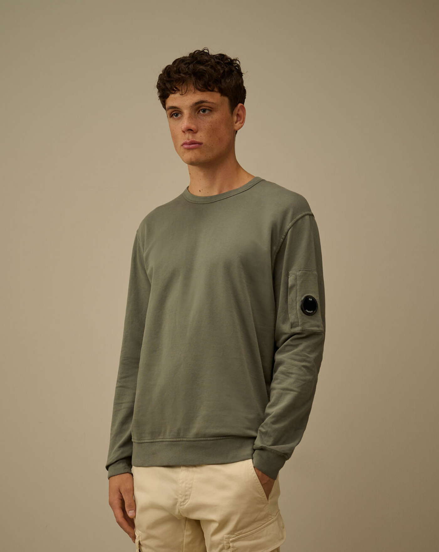 Sudadera C.P. Company Light Fleece Crewneck Sweatshirt 20CMSS711A002246G 921 GUNMETAL C.P. COMPANY