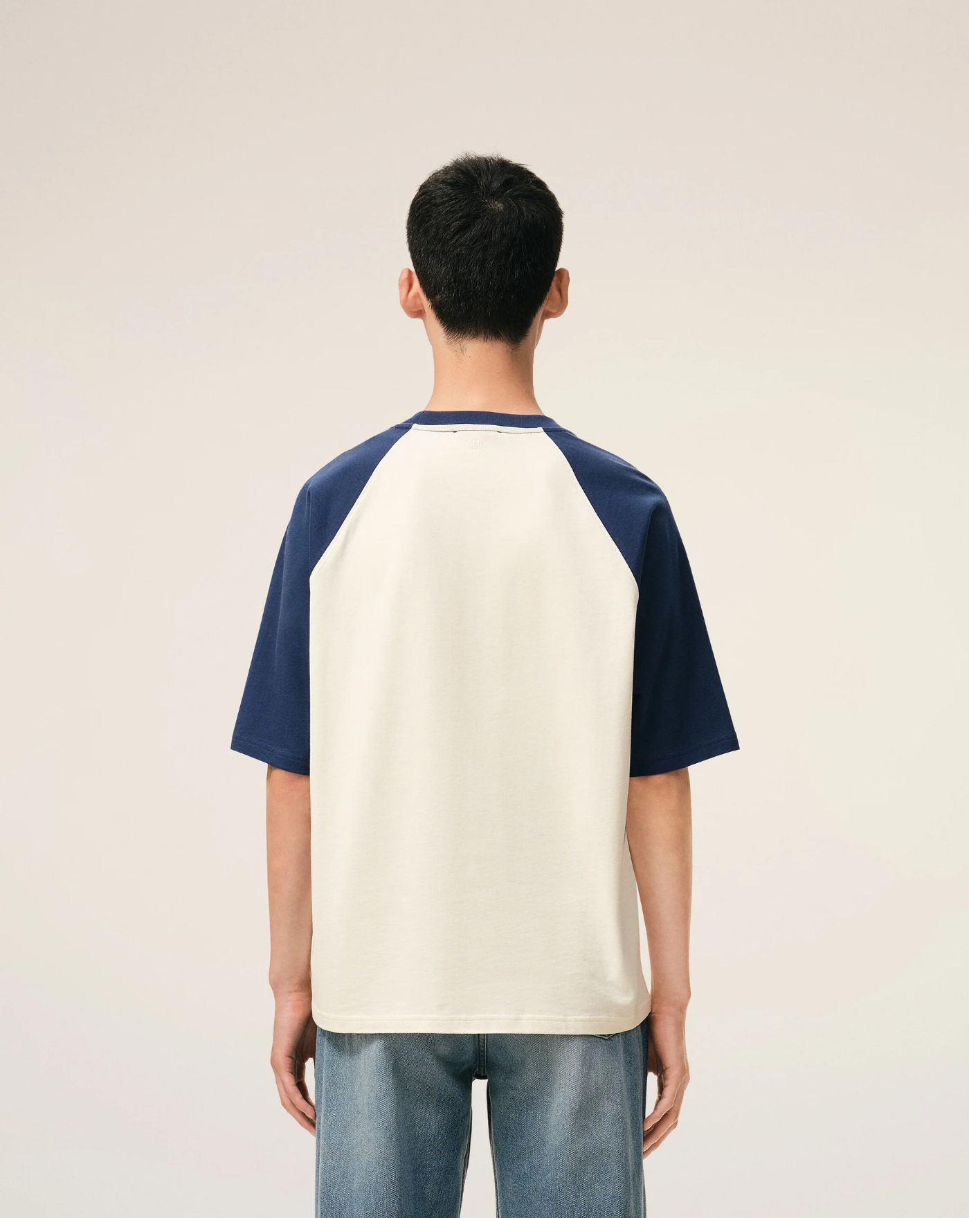 Camiseta Ami Paris Bicolor UTS379726 A027 AMI PARIS