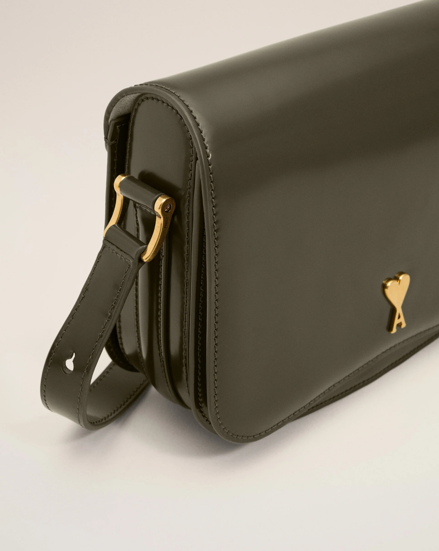 Bolso Ami Paris Paris Bag ULL717AL0139 A037 AMI PARIS