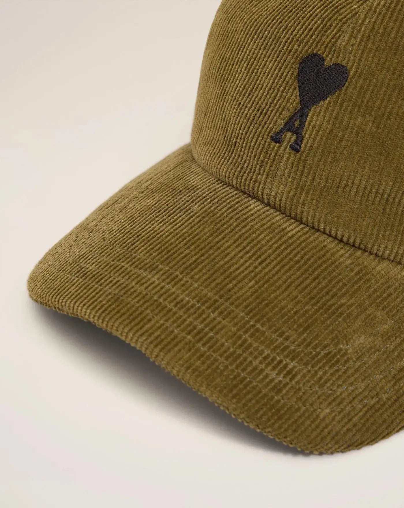 Gorra Ami Paris Adc Velvet UCP265CO0089 298 AMI PARIS