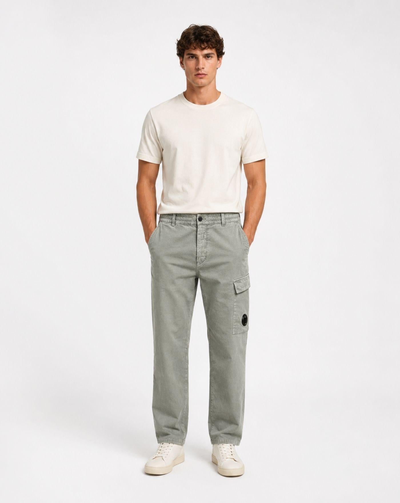Pantalones C.P. Company Corduroy Regular Cargo 21CMPA108A006410O 936 C.P. COMPANY
