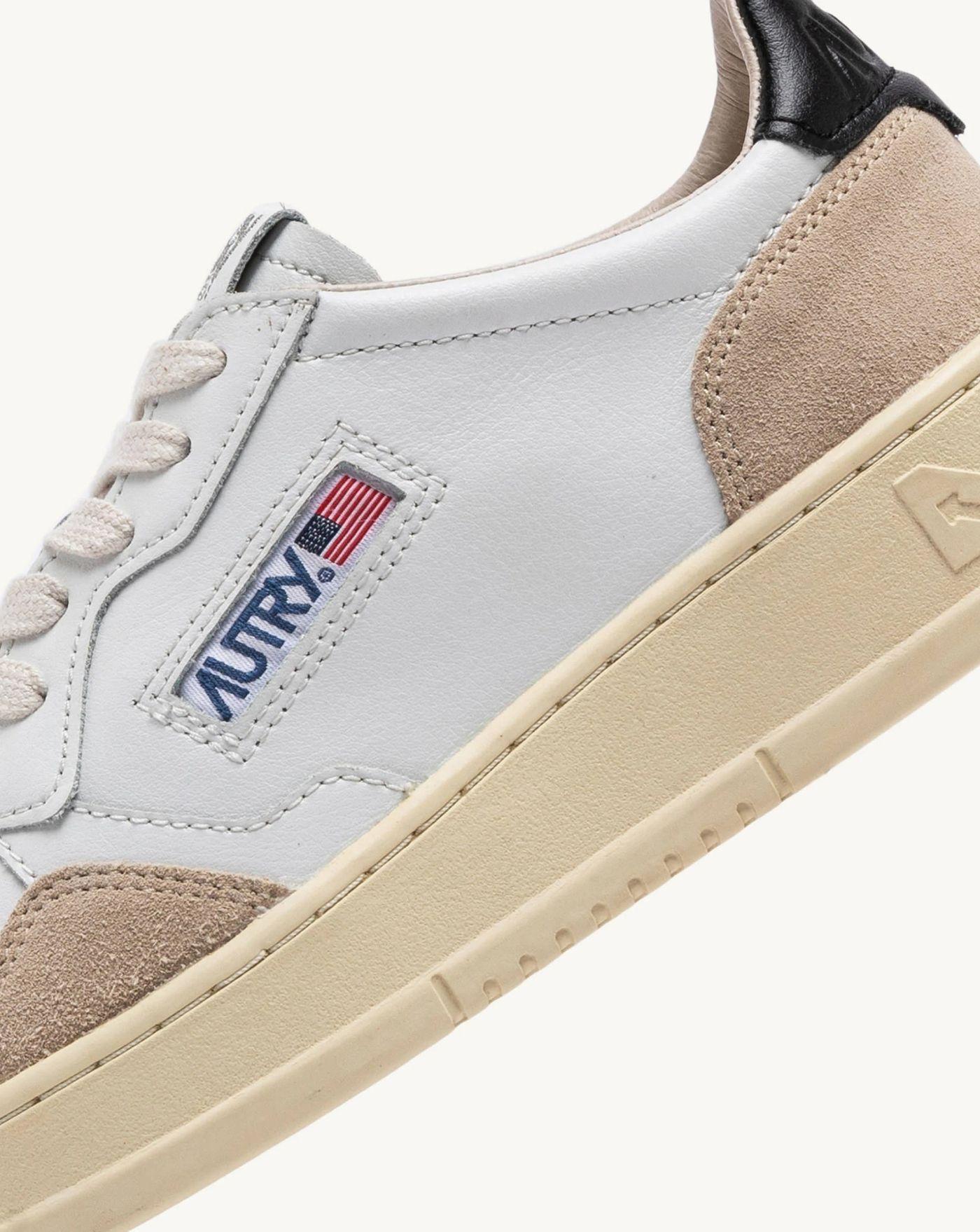 Zapatillas Autry Medalist Aulm LS21 AULM LS21 WHITE/BLACK AUTRY