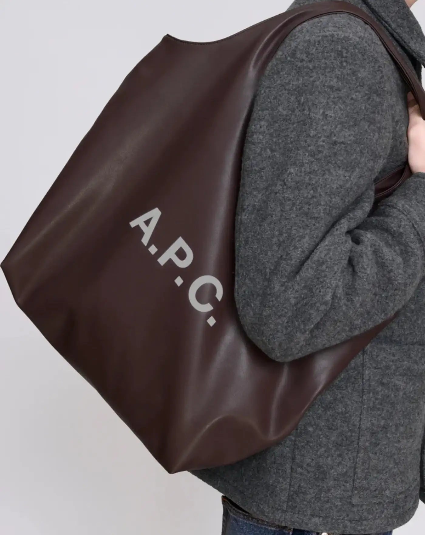 Bolso A.P.C. Tote Ninon PUAATM61565 CAE A.P.C.