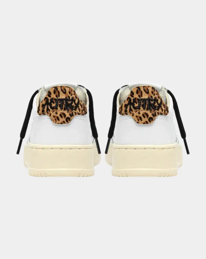 Zapatillas Autry Medalist Aulw OC01 AULW OC01 WHT/LEOP AUTRY