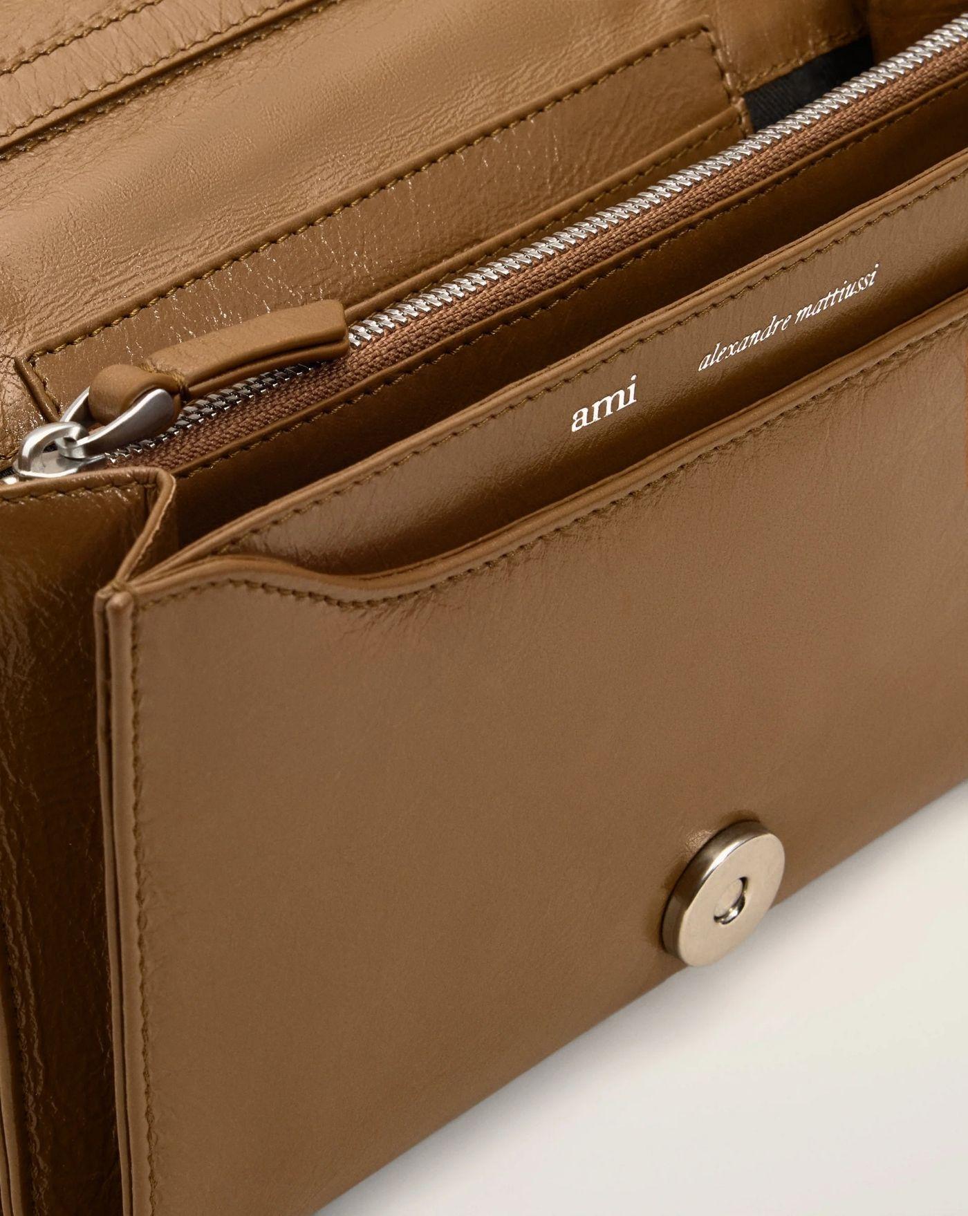 Bolso Ami Paris Voulez Vous Wallet Strap ULL164AL0052 216 AMI PARIS