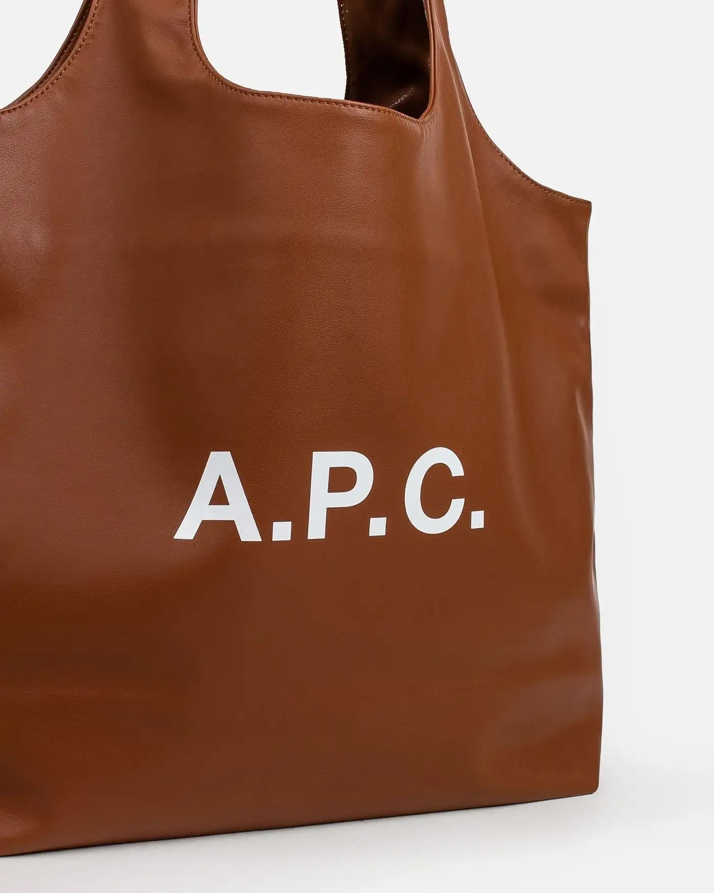 Bolso A.P.C. Tote Ninon PUAATM61565 CAD A.P.C.