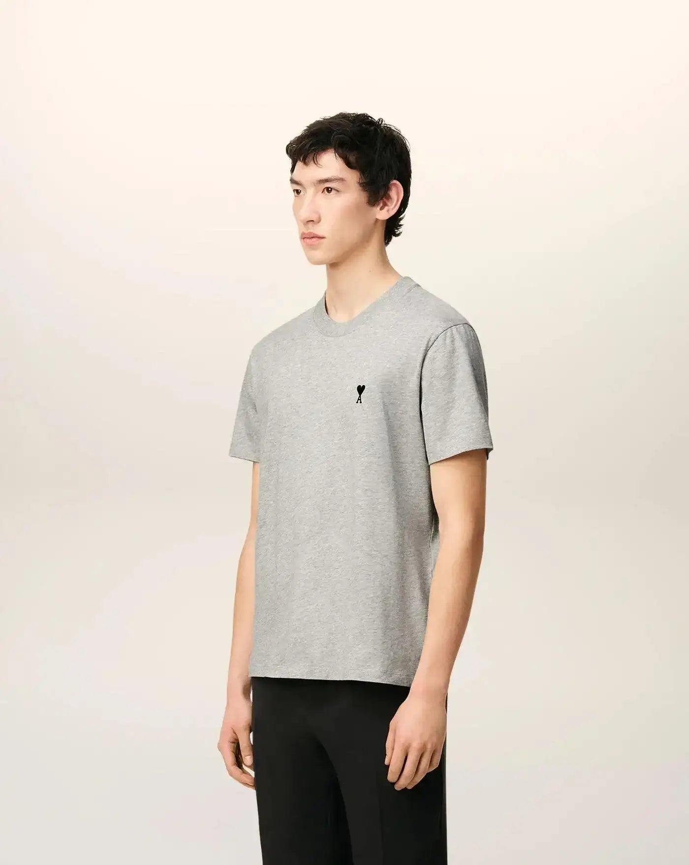 Camiseta Ami Paris Ami de Coeur HTS346724 0951 AMI PARIS