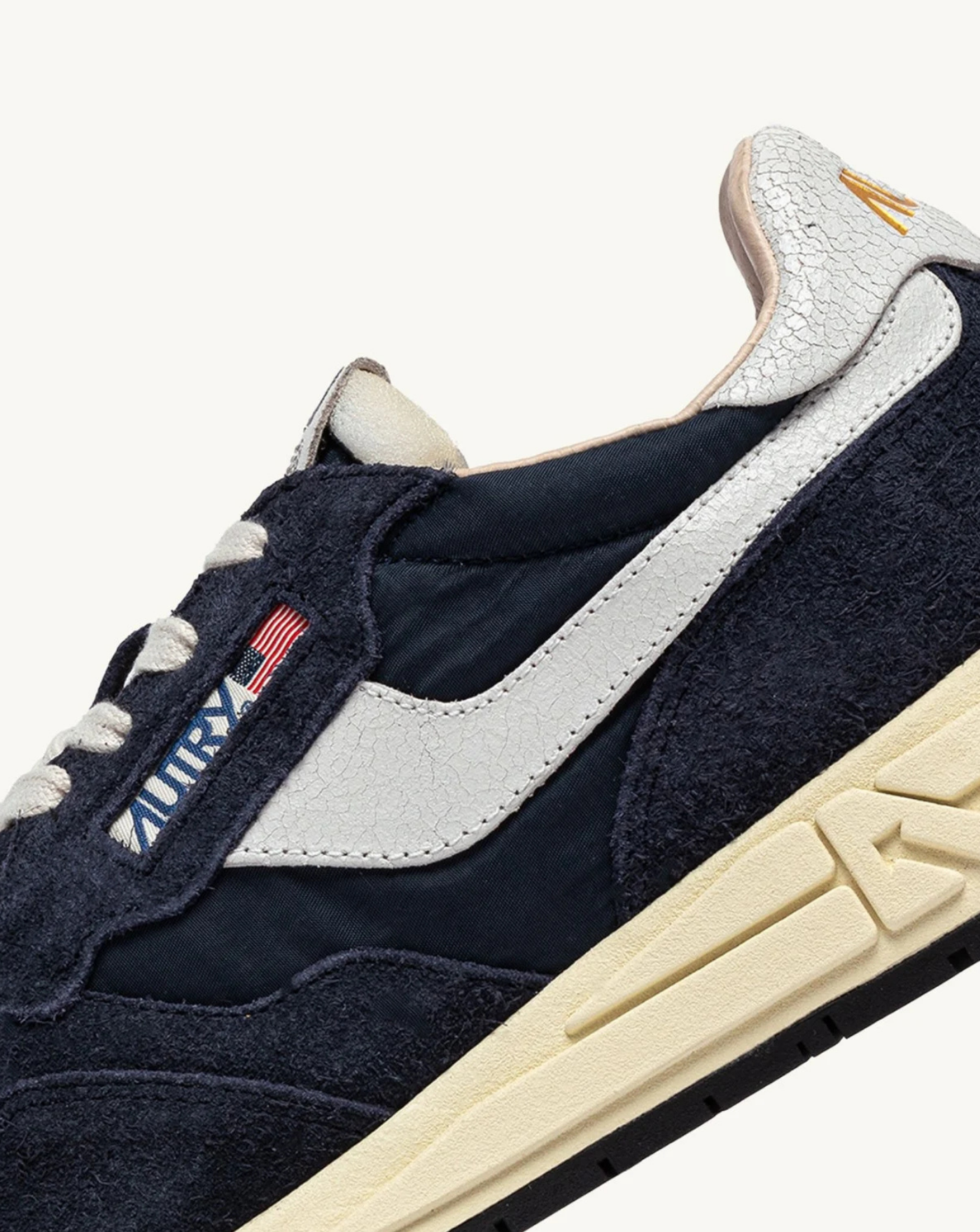 WWLM NC30 WHT/SPACE AUTRY