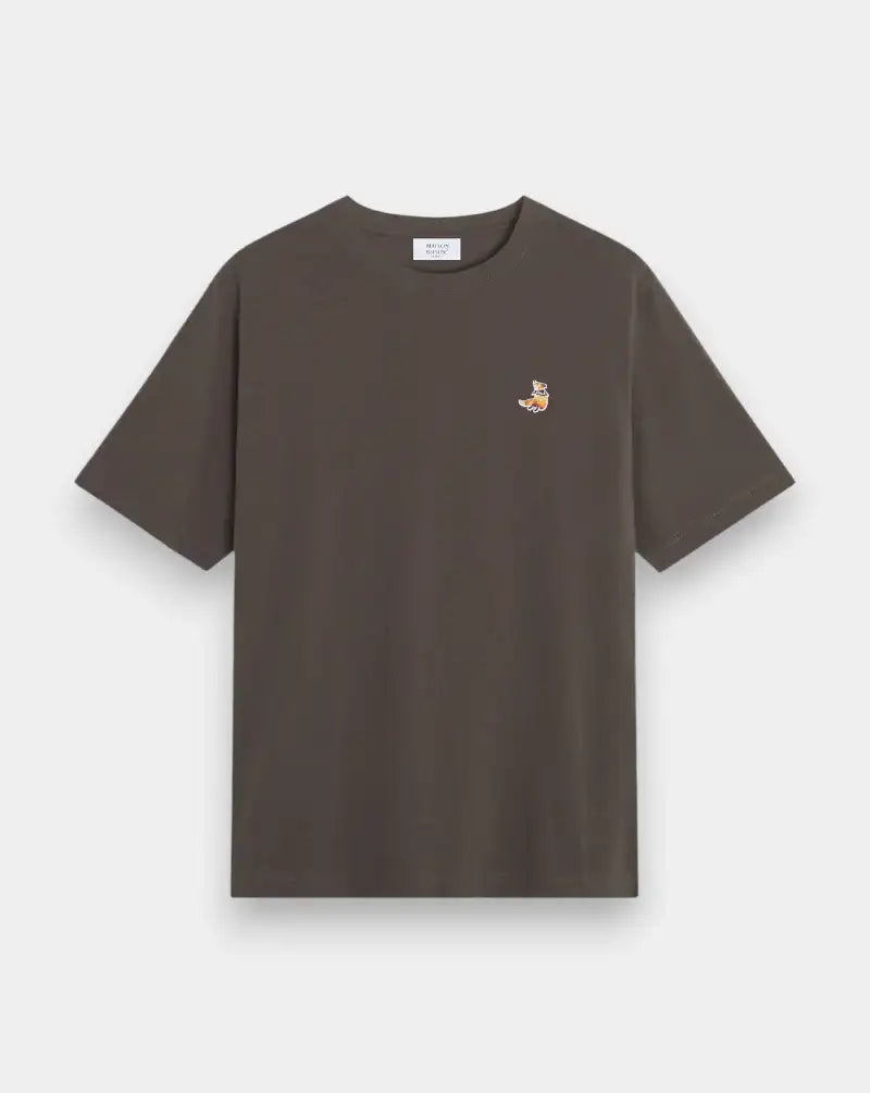 Camiseta Maison Kitunse Dreaming Fox QM00102KJ7026 0453 MAISON KITSUNE