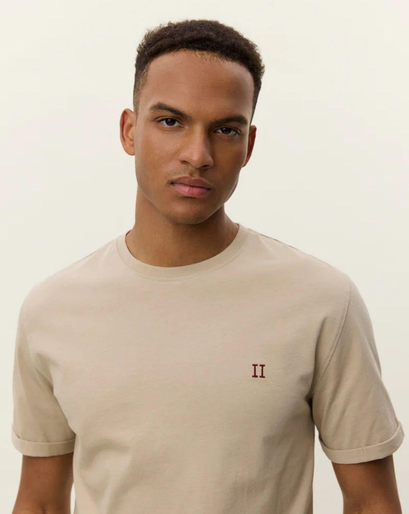 norregaard contrast t-shirt 1000201 810 LES DEUX