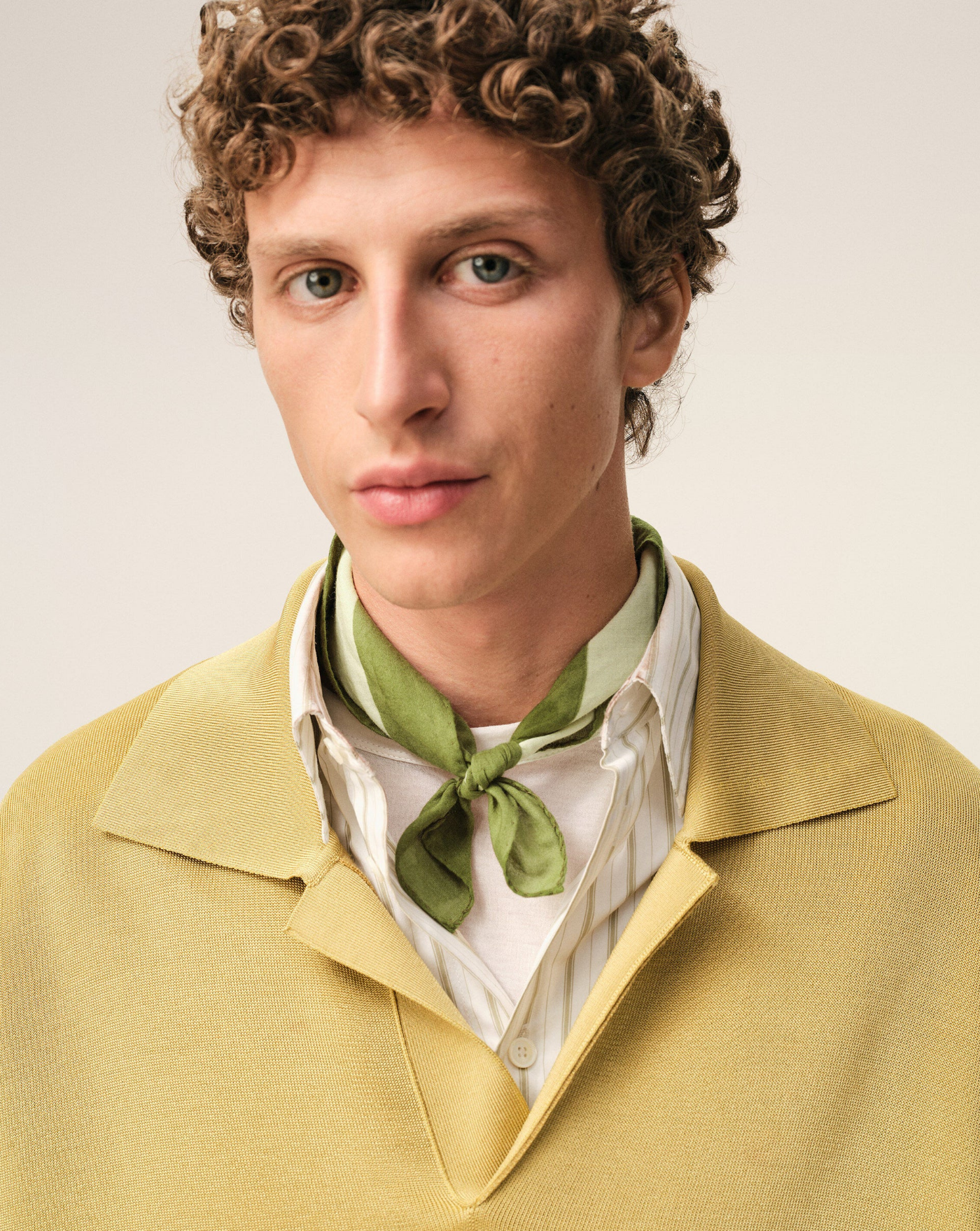 Pañuelo Ami de Coeur Printed Scarf USF692AW0033 A035 AMI PARIS