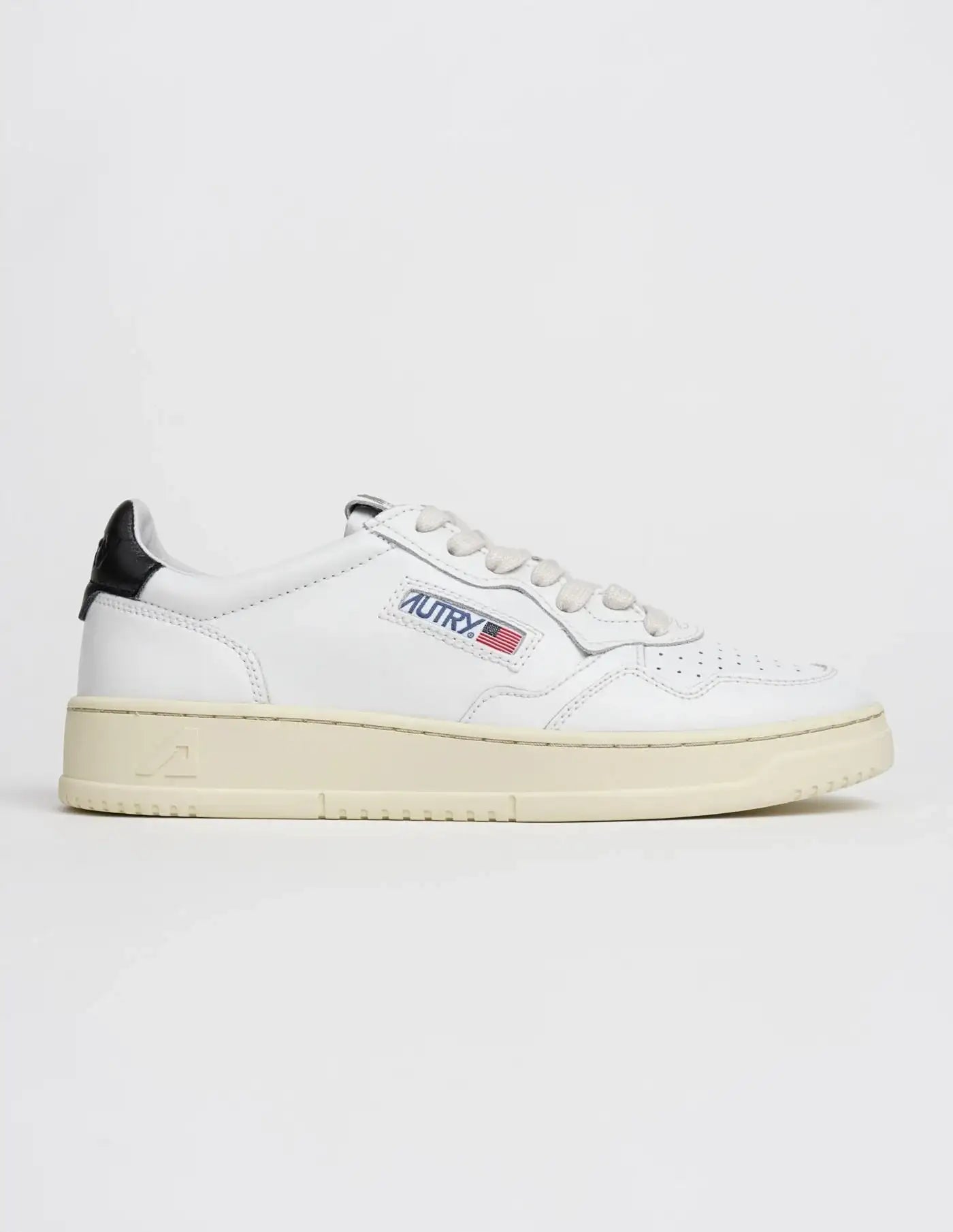 Zapatillas Autry Aulm LL22 AULM LL22 WHT/BLACK AUTRY