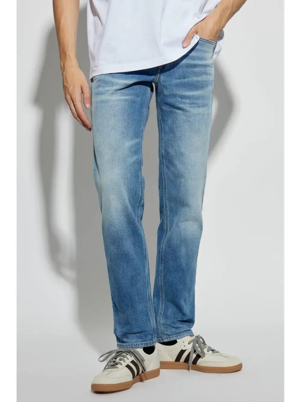 Denim Diesel D-Finitive A1022909L20 01 DIESEL
