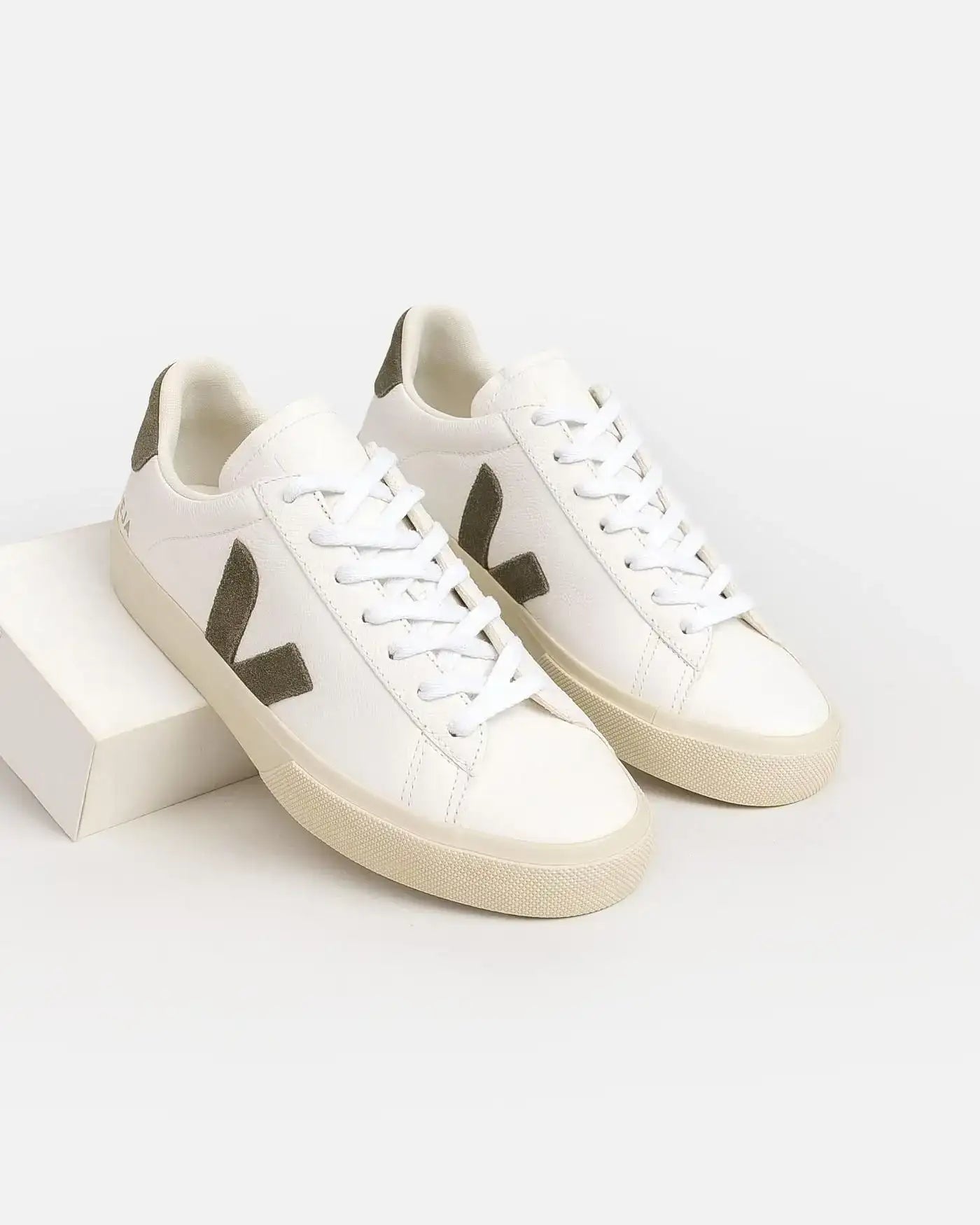 Zapatillas Veja Campo Leather Extra White Kakhi CP0502347B EXTRA-WHITE-KAKHI VEJA